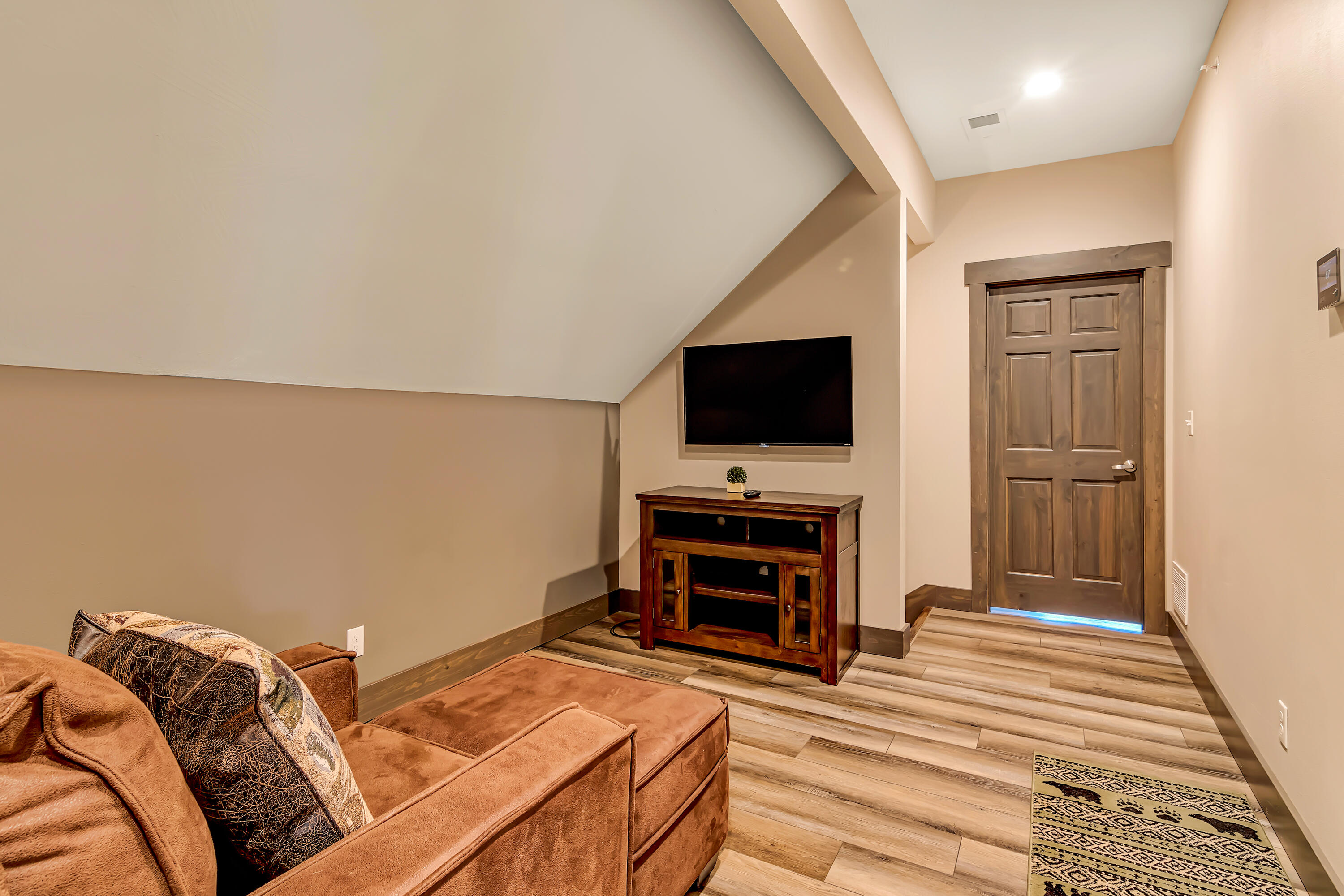 The Lodges at Chateau Cove - Residential
