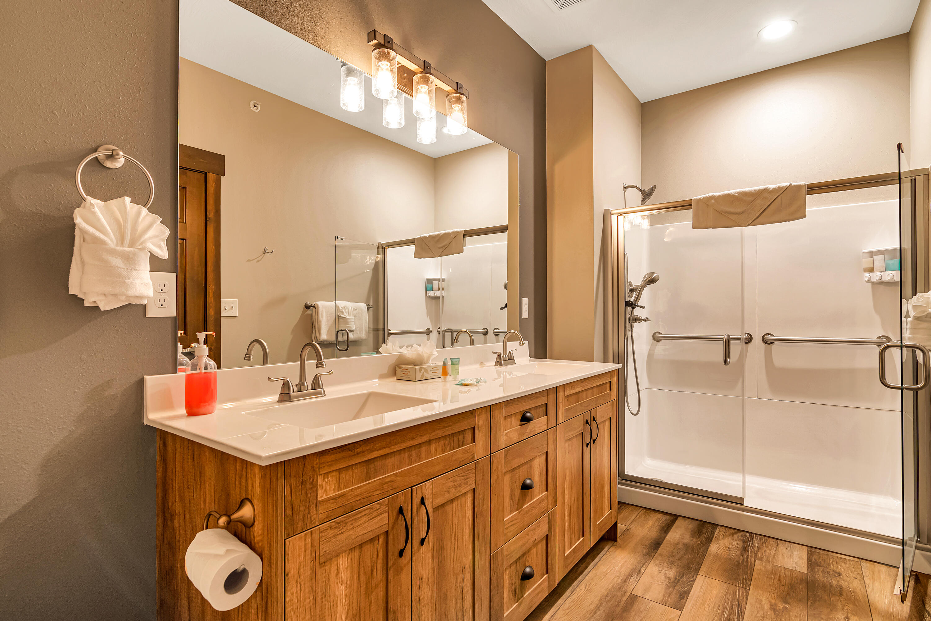 The Lodges at Chateau Cove - Residential