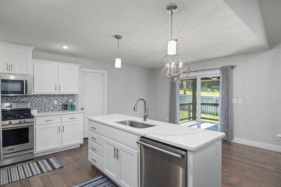 Eagle Springs - Residential