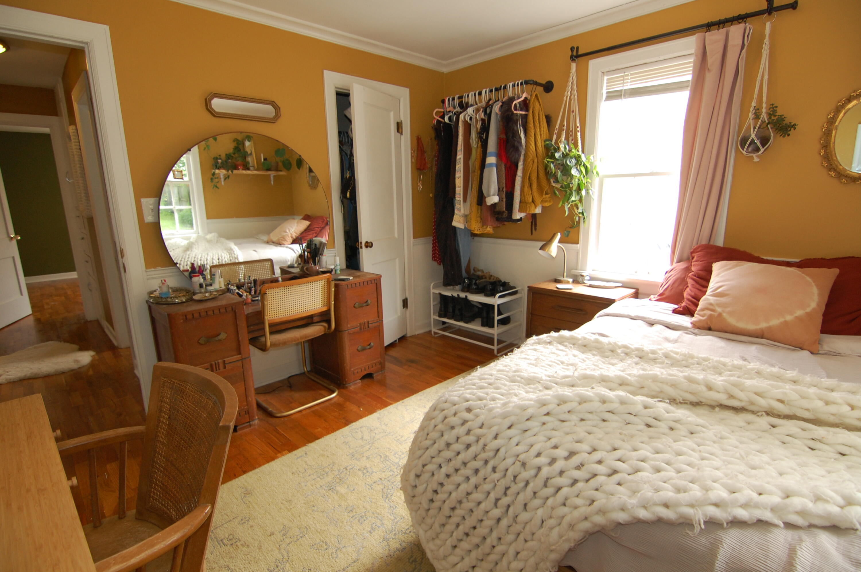 Rollston-Luster Pl - Residential