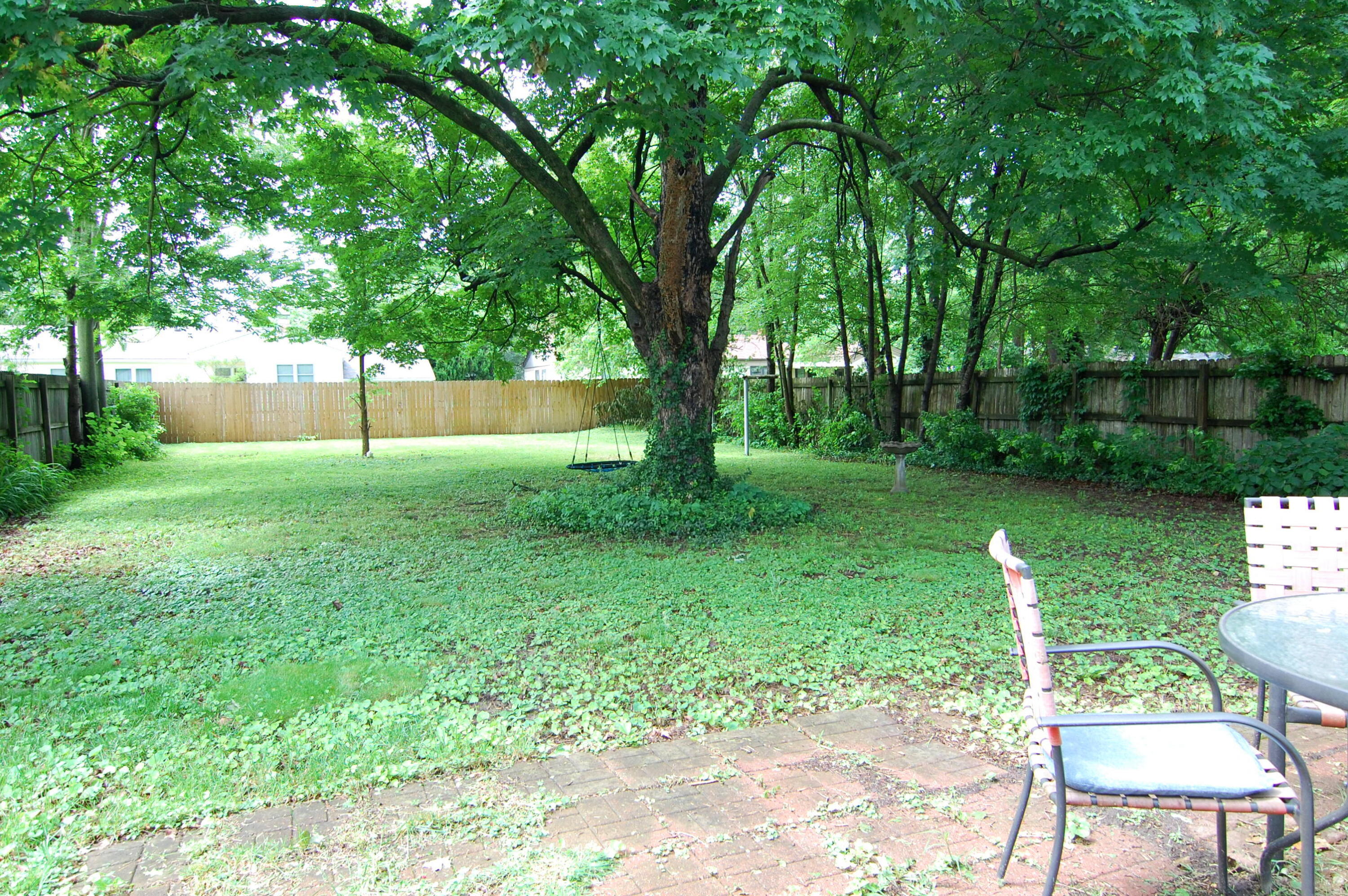 Rollston-Luster Pl - Residential