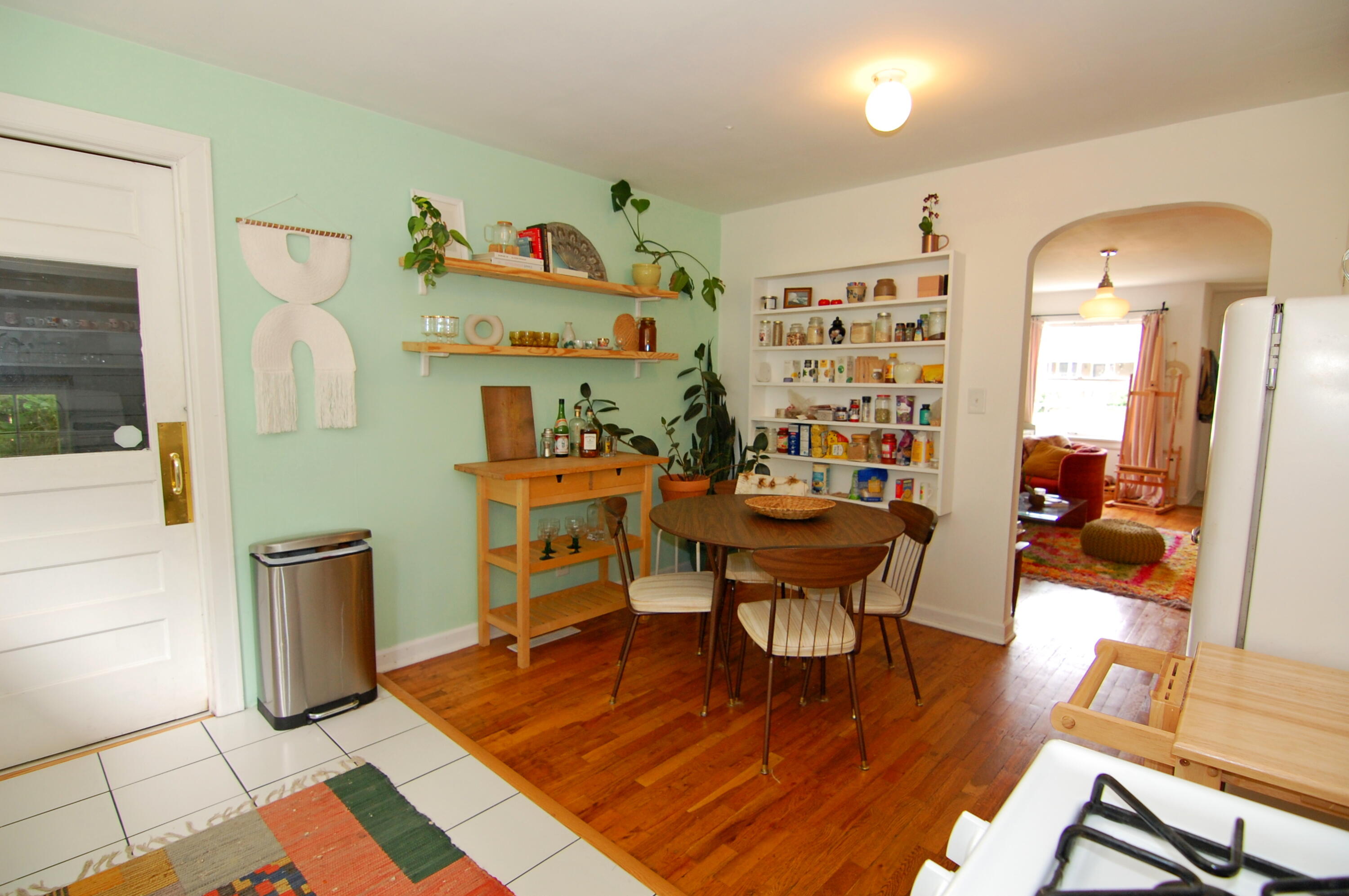 Rollston-Luster Pl - Residential
