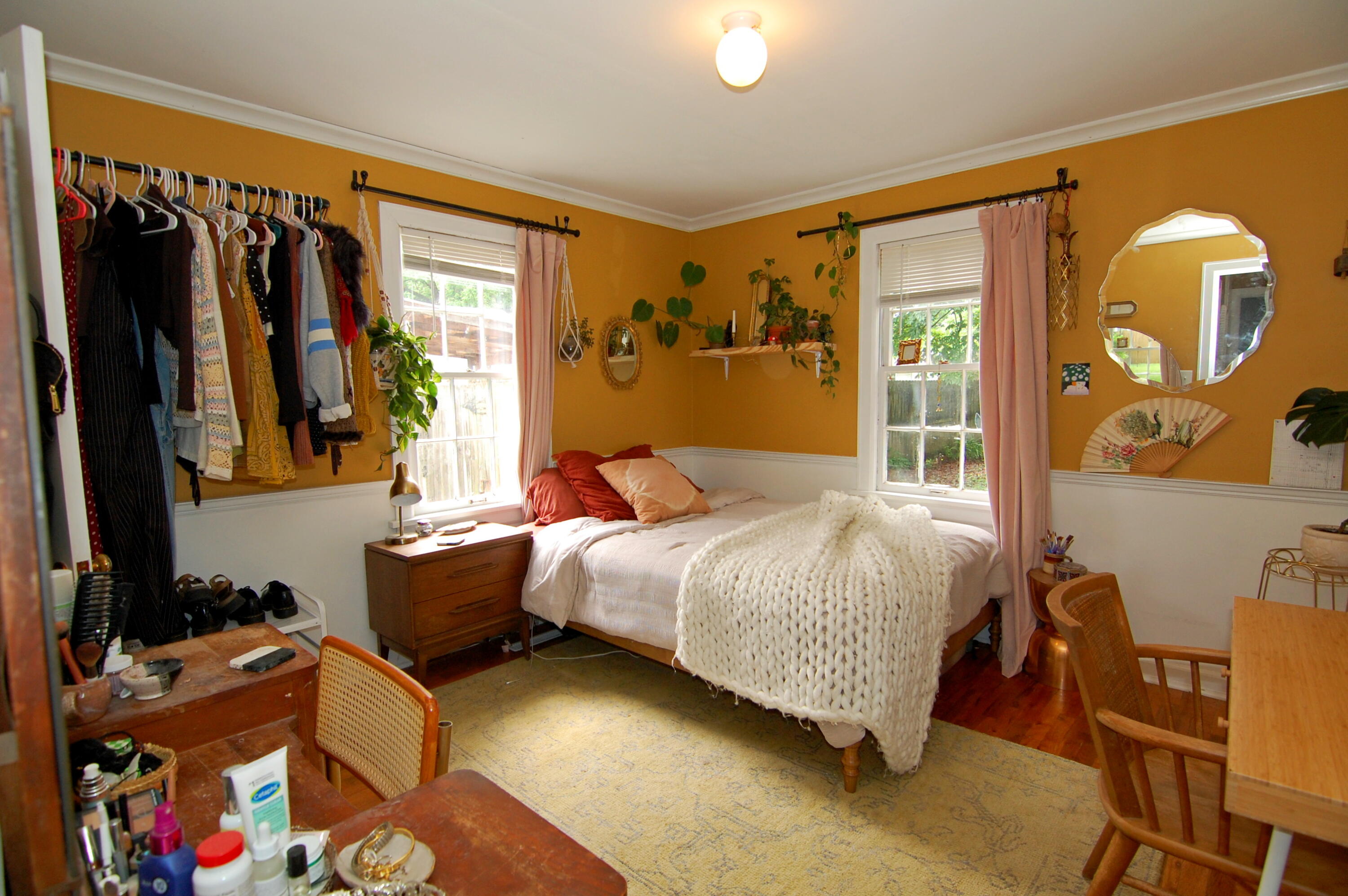 Rollston-Luster Pl - Residential