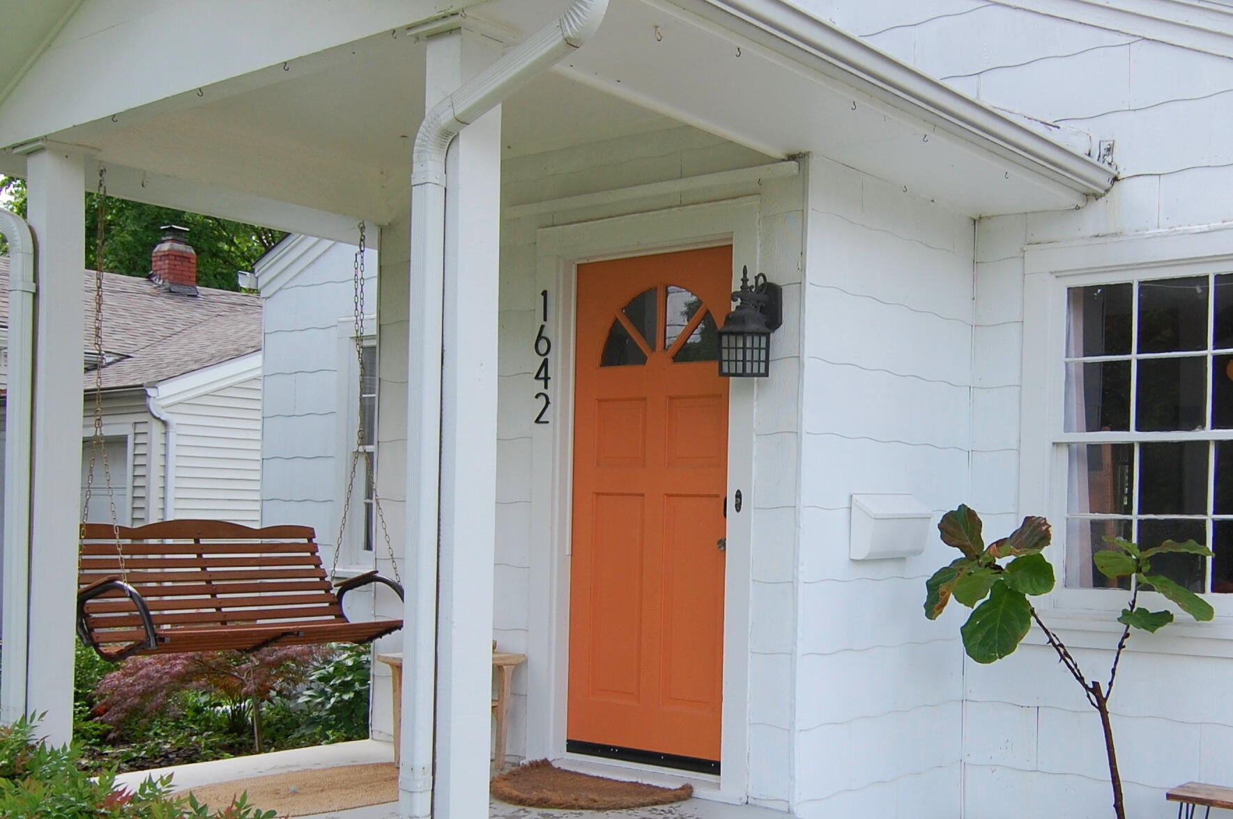 Rollston-Luster Pl - Residential
