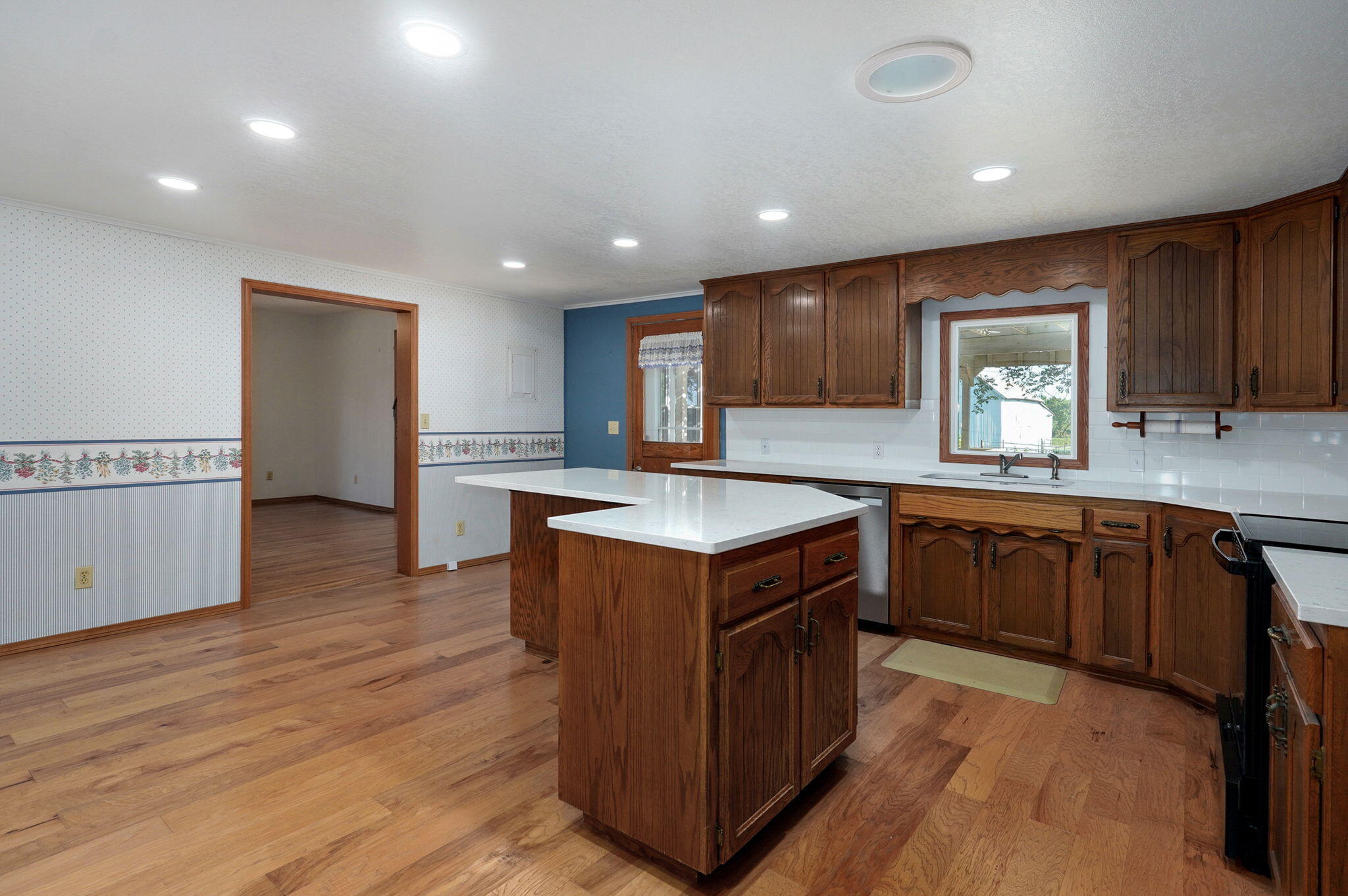 Lawrence-Not in List - Residential