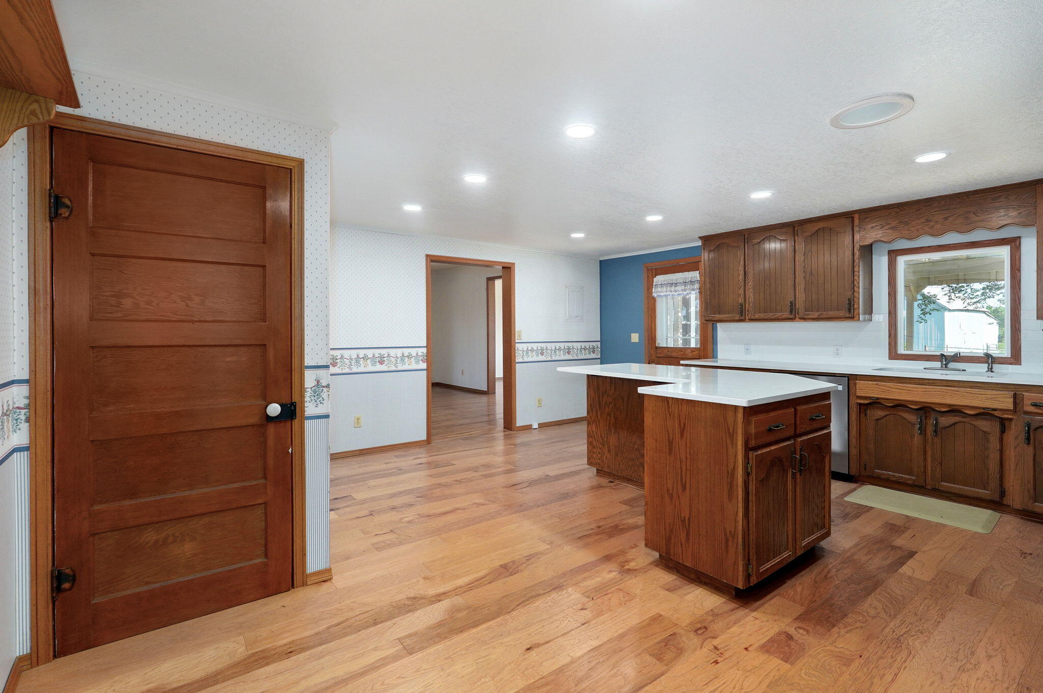 Lawrence-Not in List - Residential