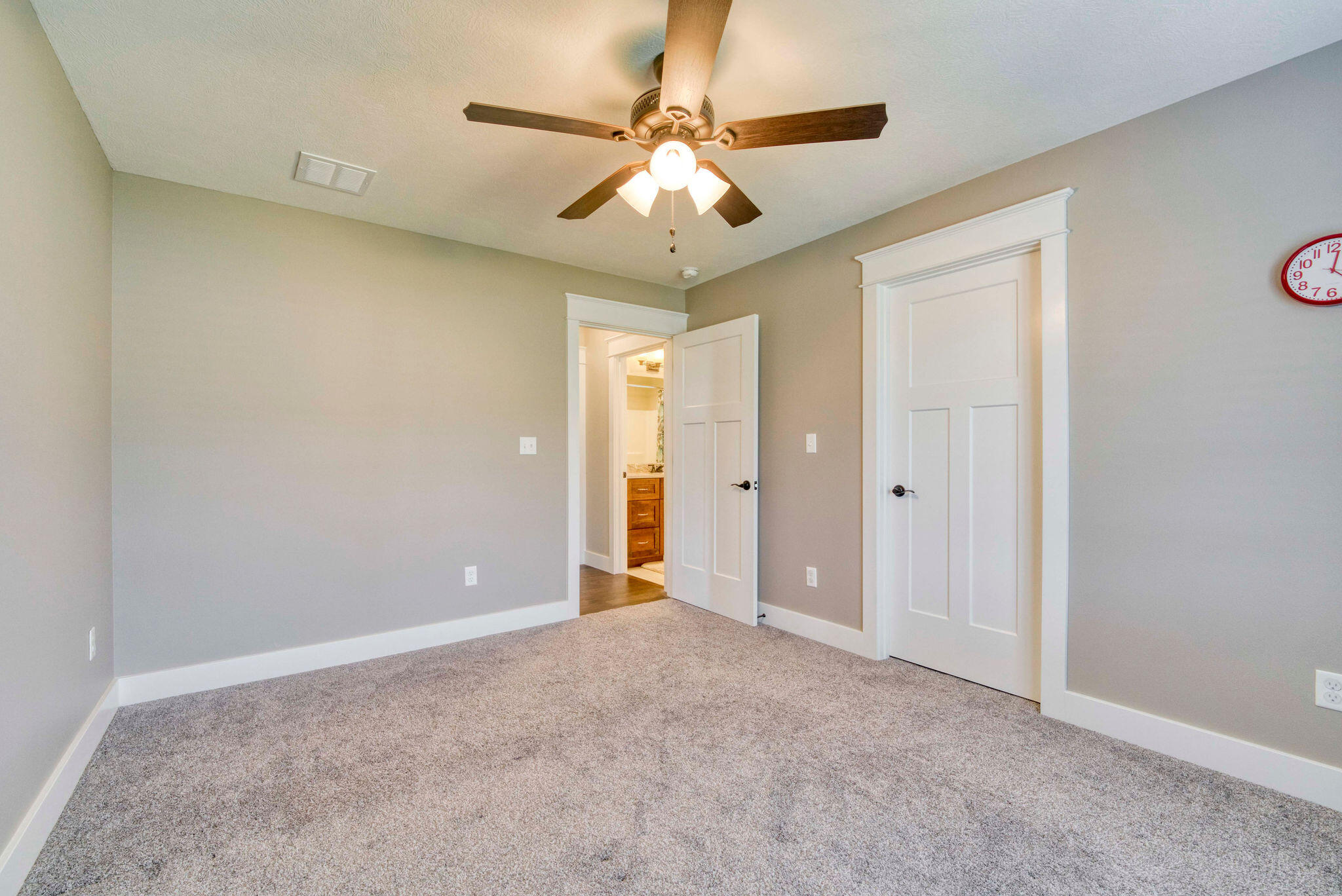 Kelby Creek - Residential