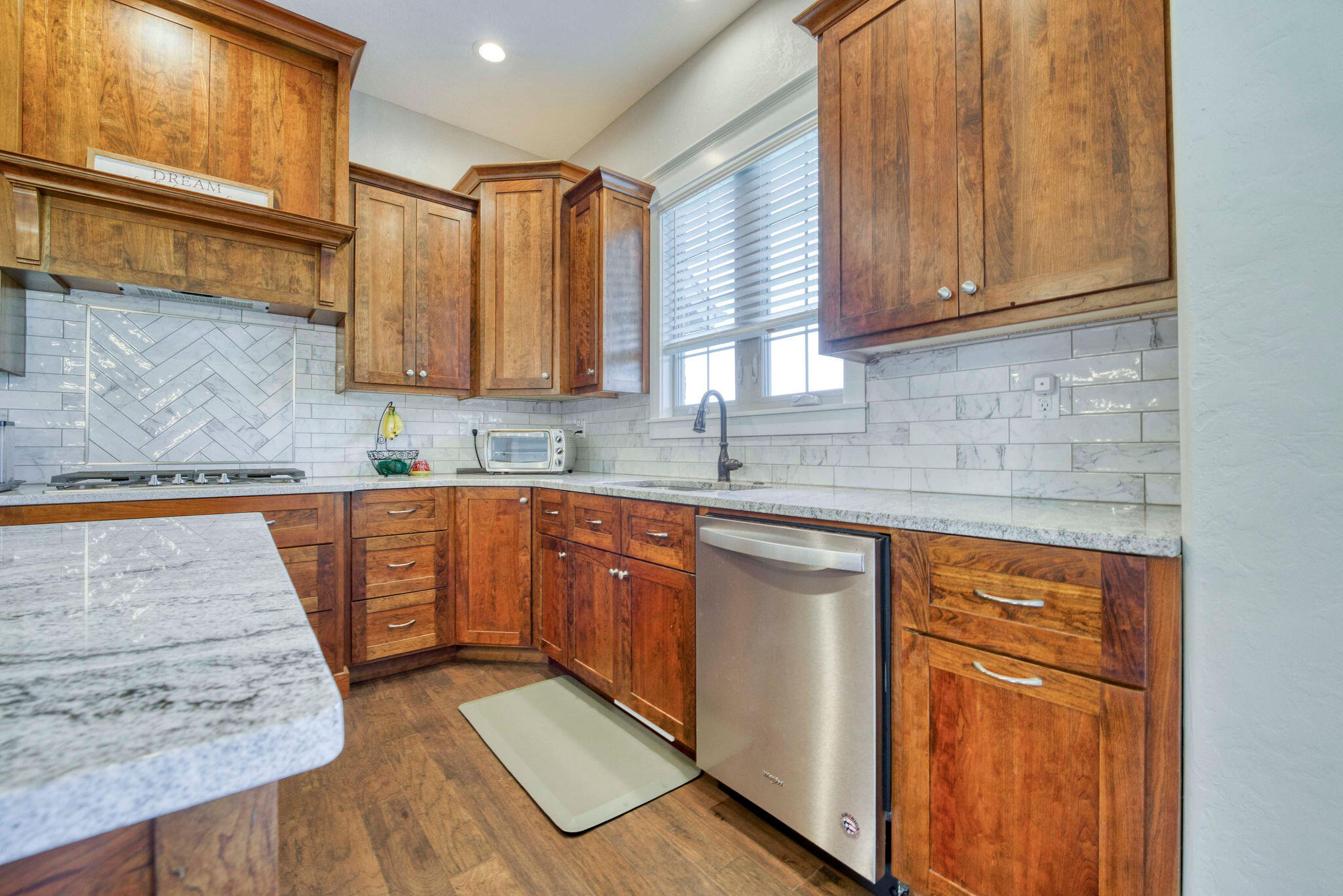 Kelby Creek - Residential