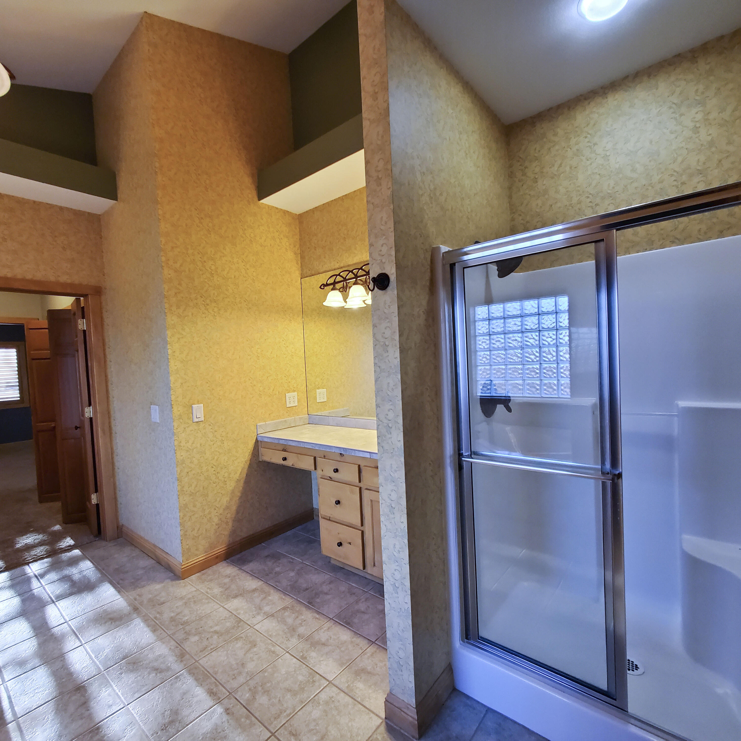 Emerald Pointe - Residential