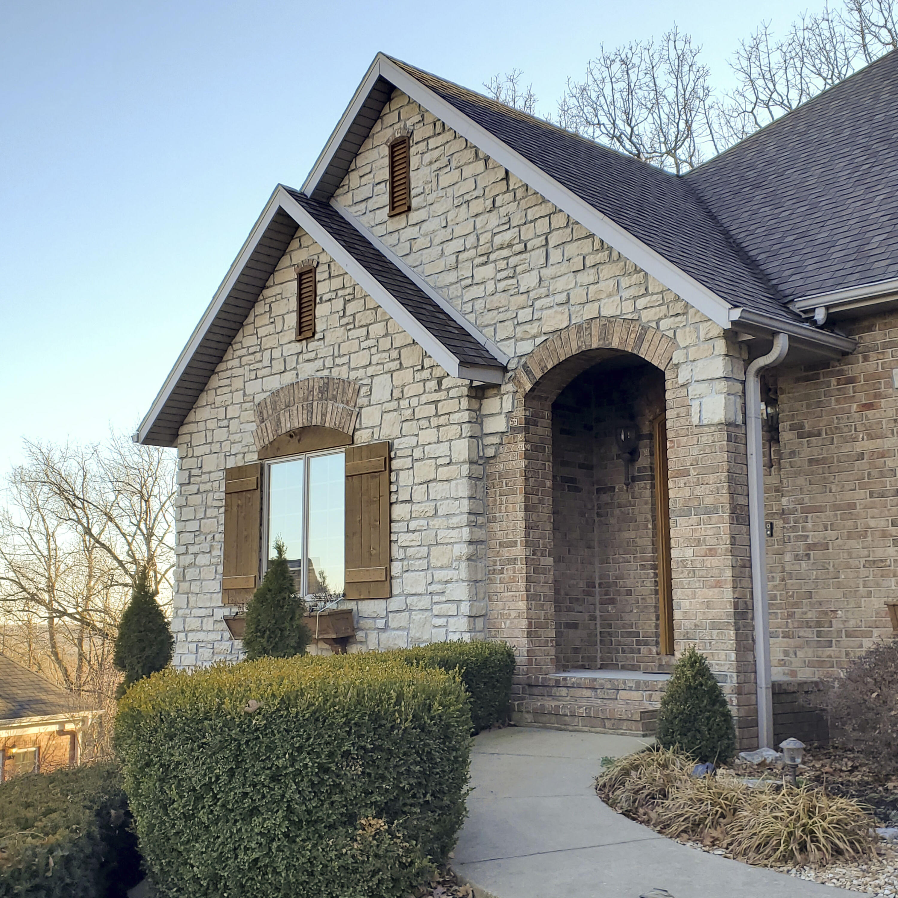 Emerald Pointe - Residential