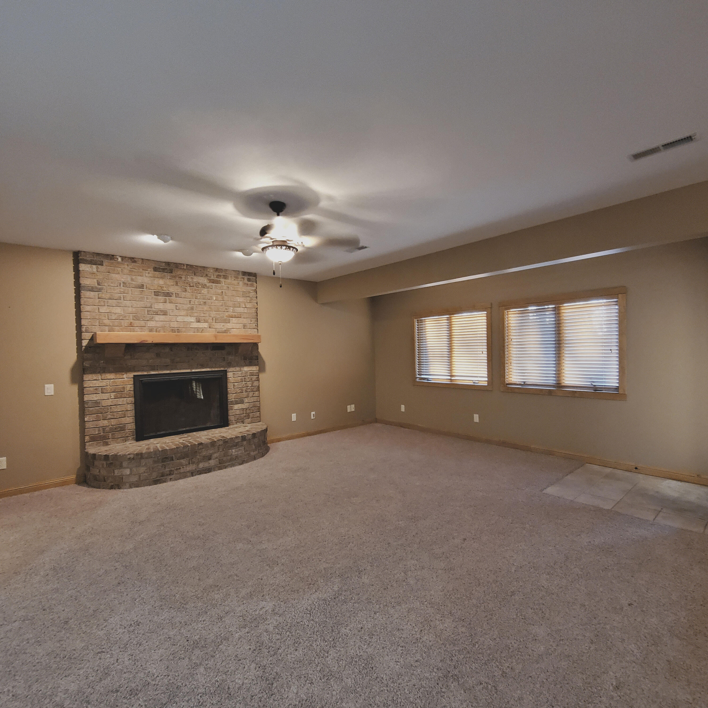 Emerald Pointe - Residential