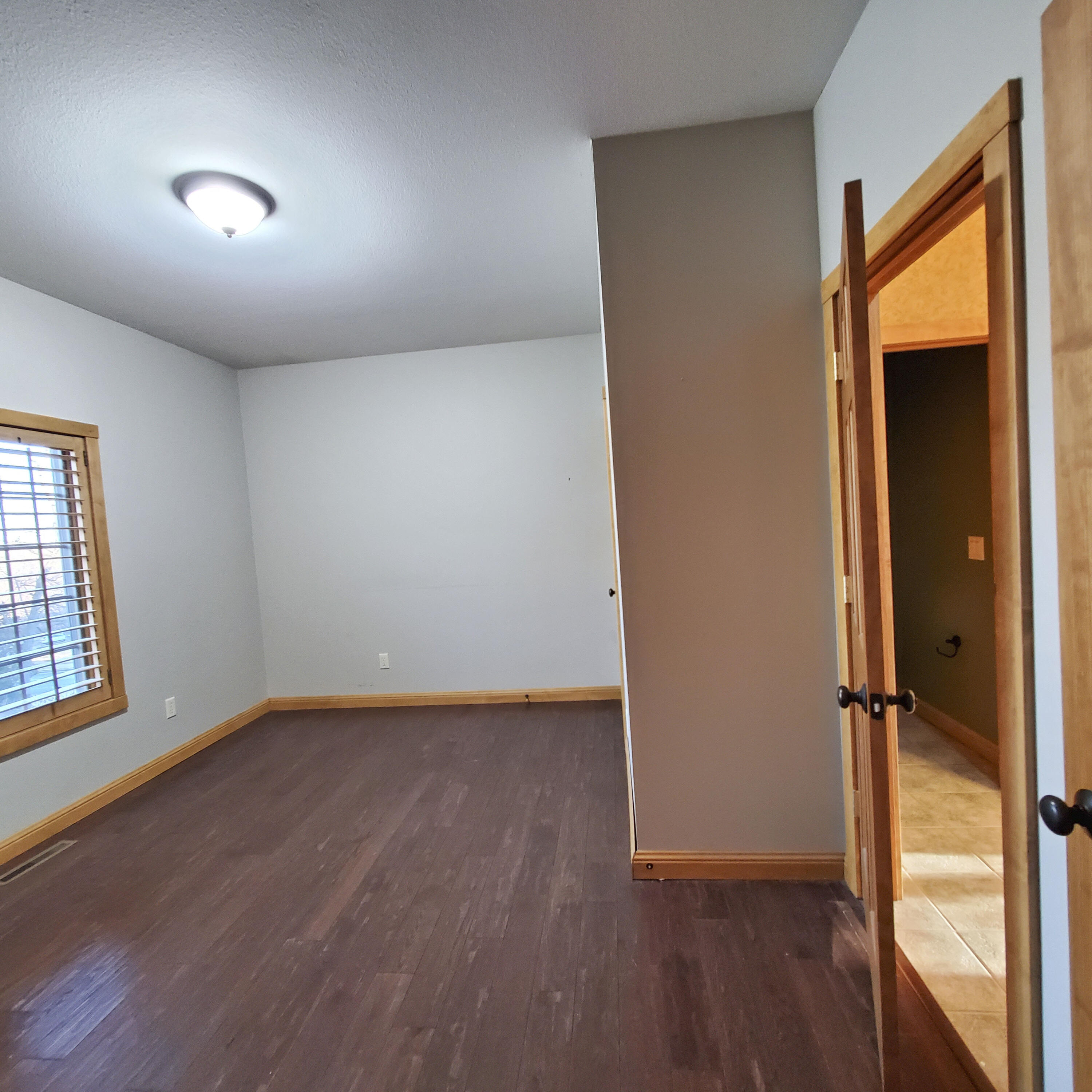 Emerald Pointe - Residential