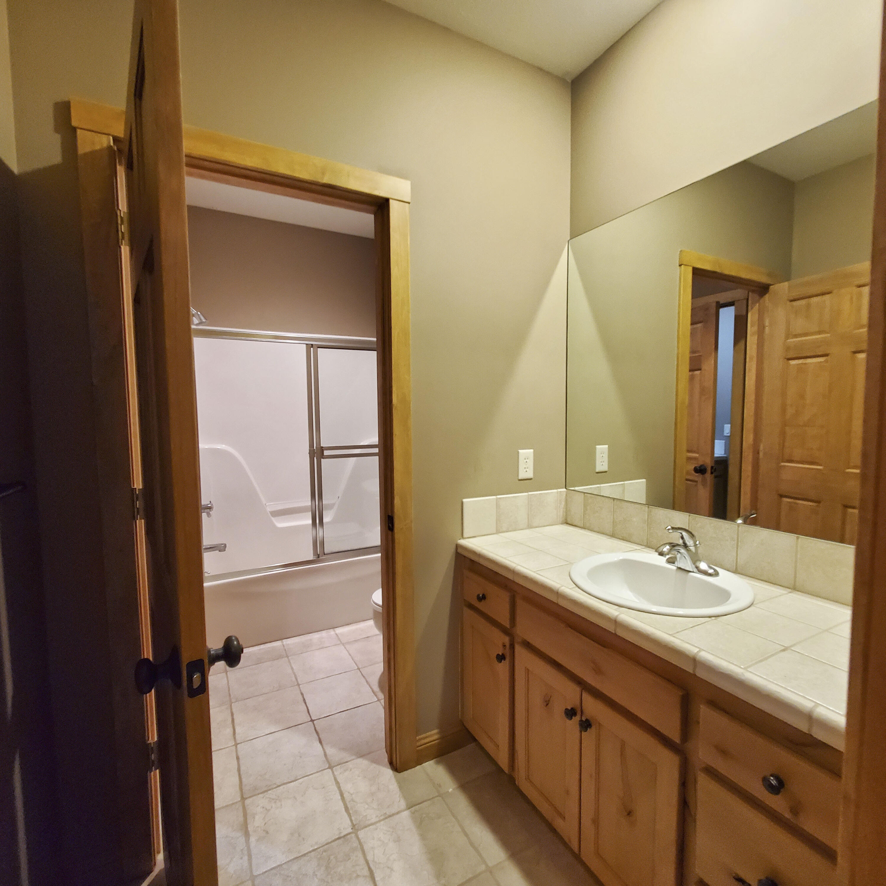 Emerald Pointe - Residential