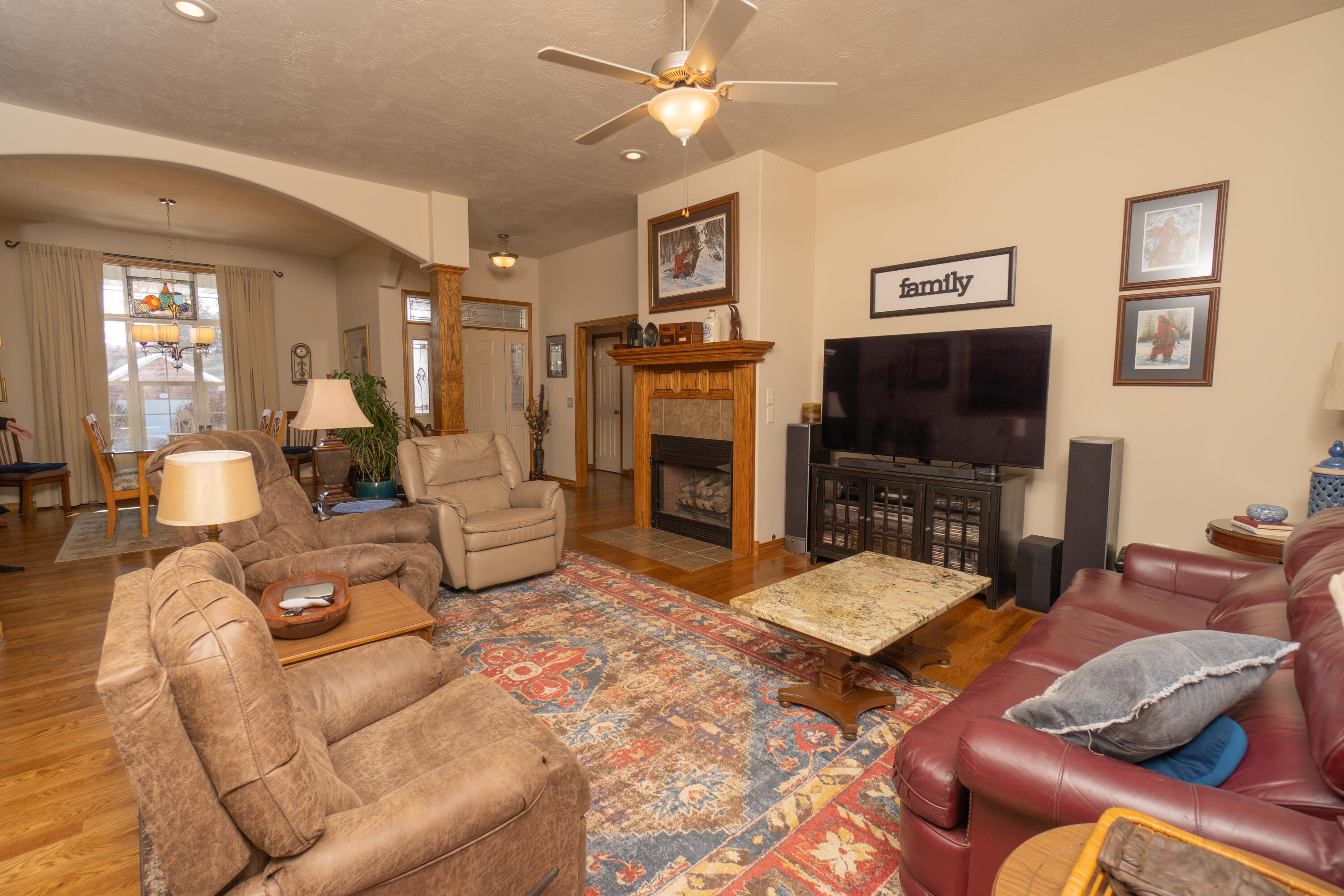 Chesterfield Pk Est - Residential