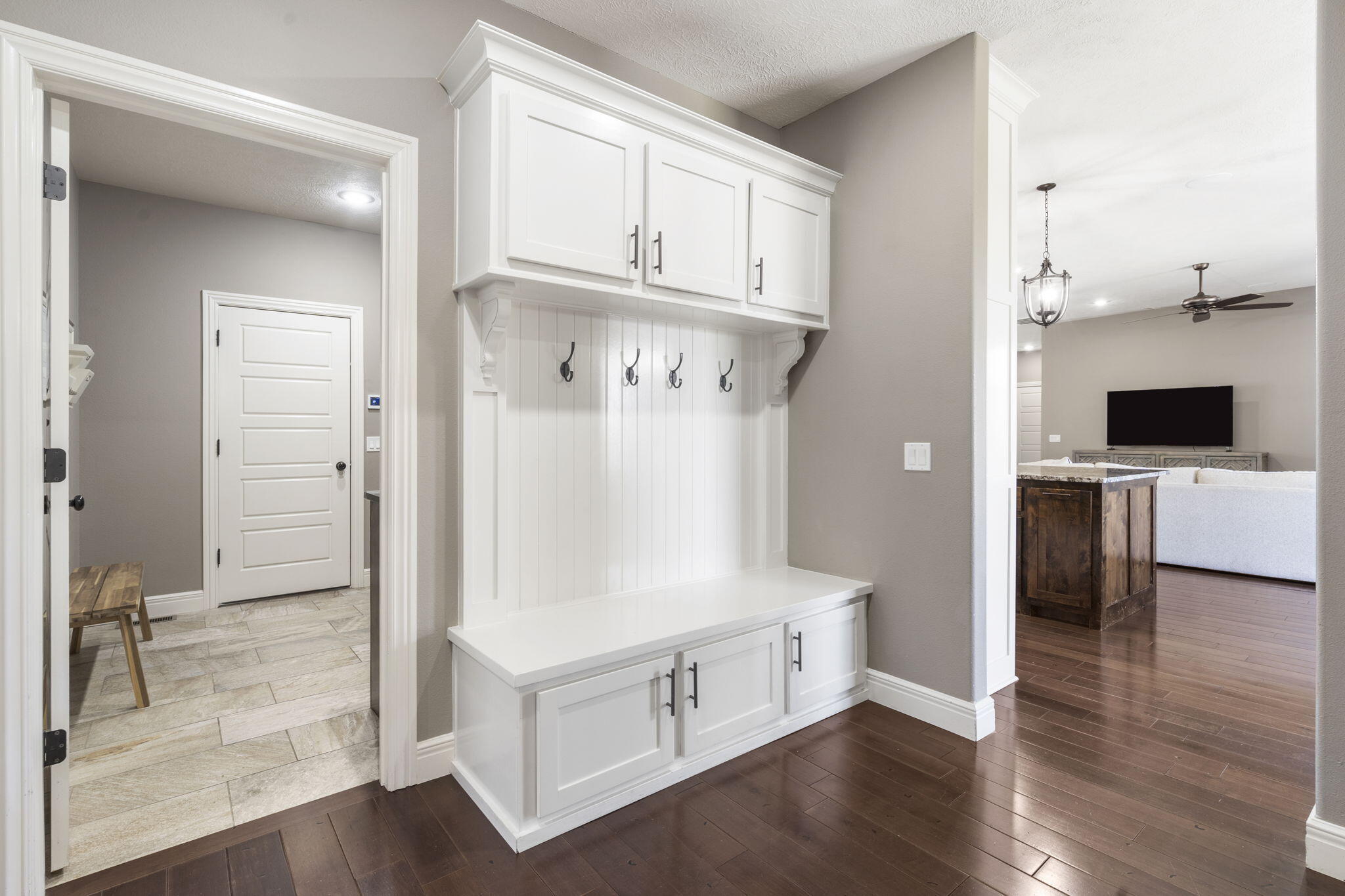 Lexington Square - Residential