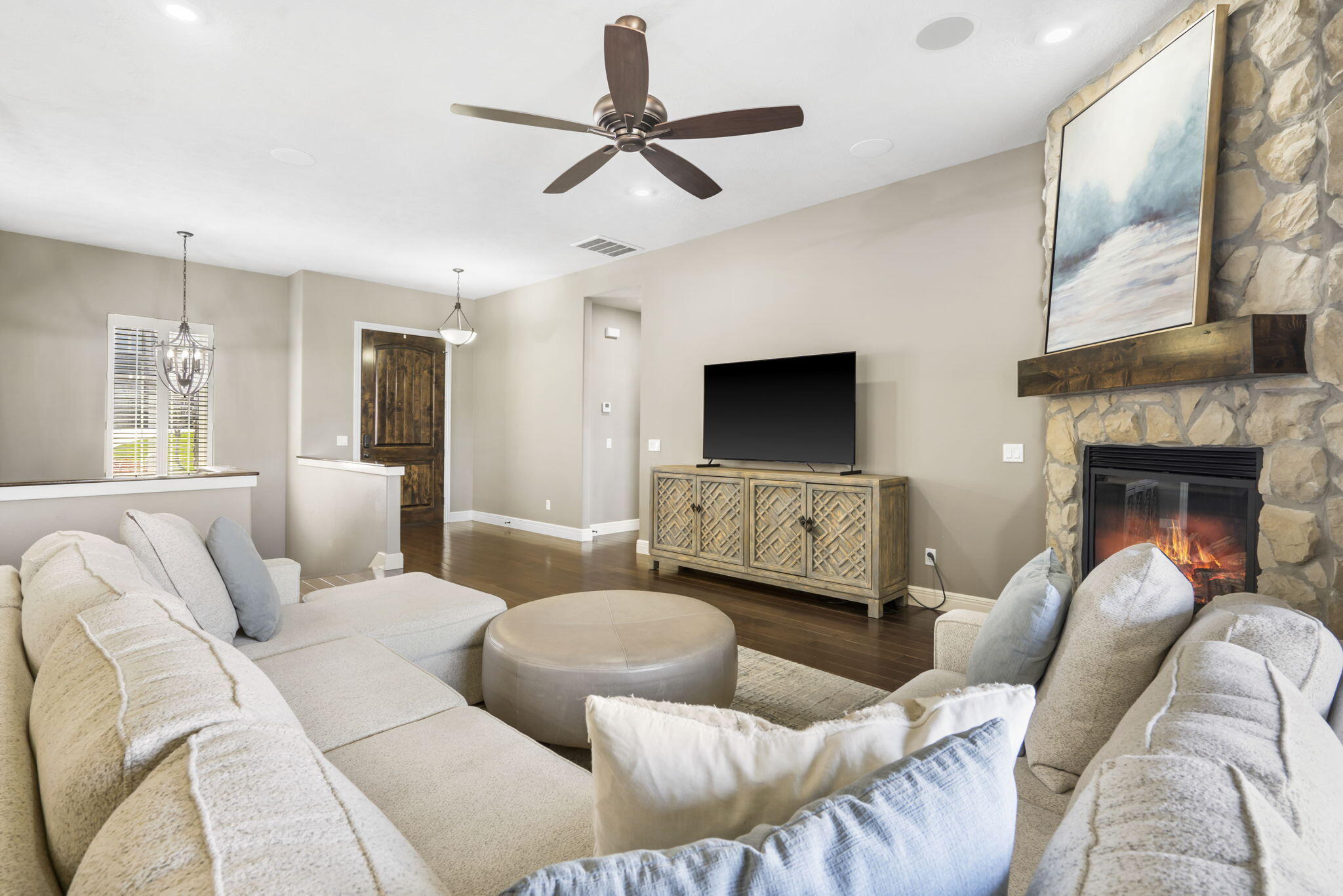 Lexington Square - Residential
