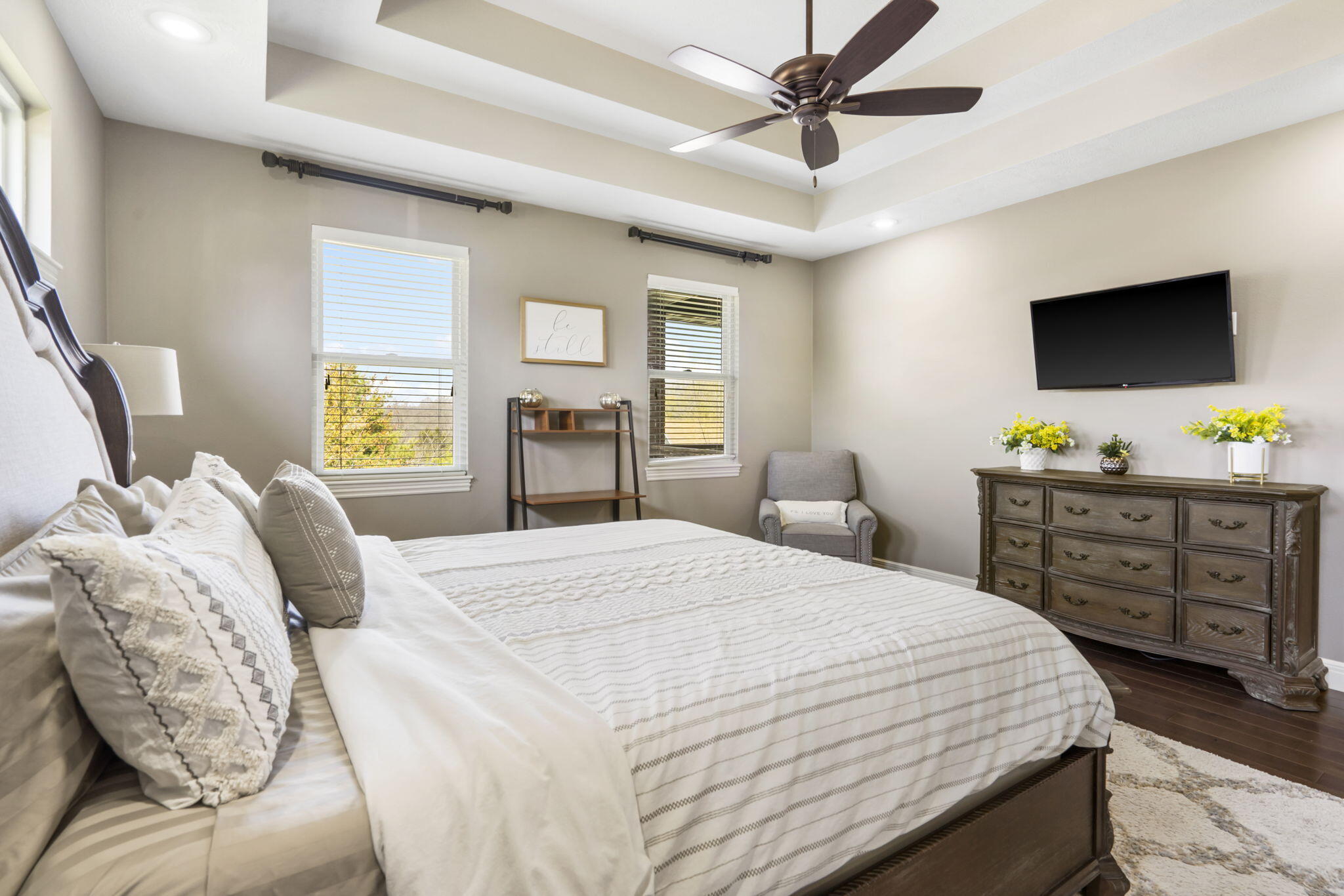 Lexington Square - Residential