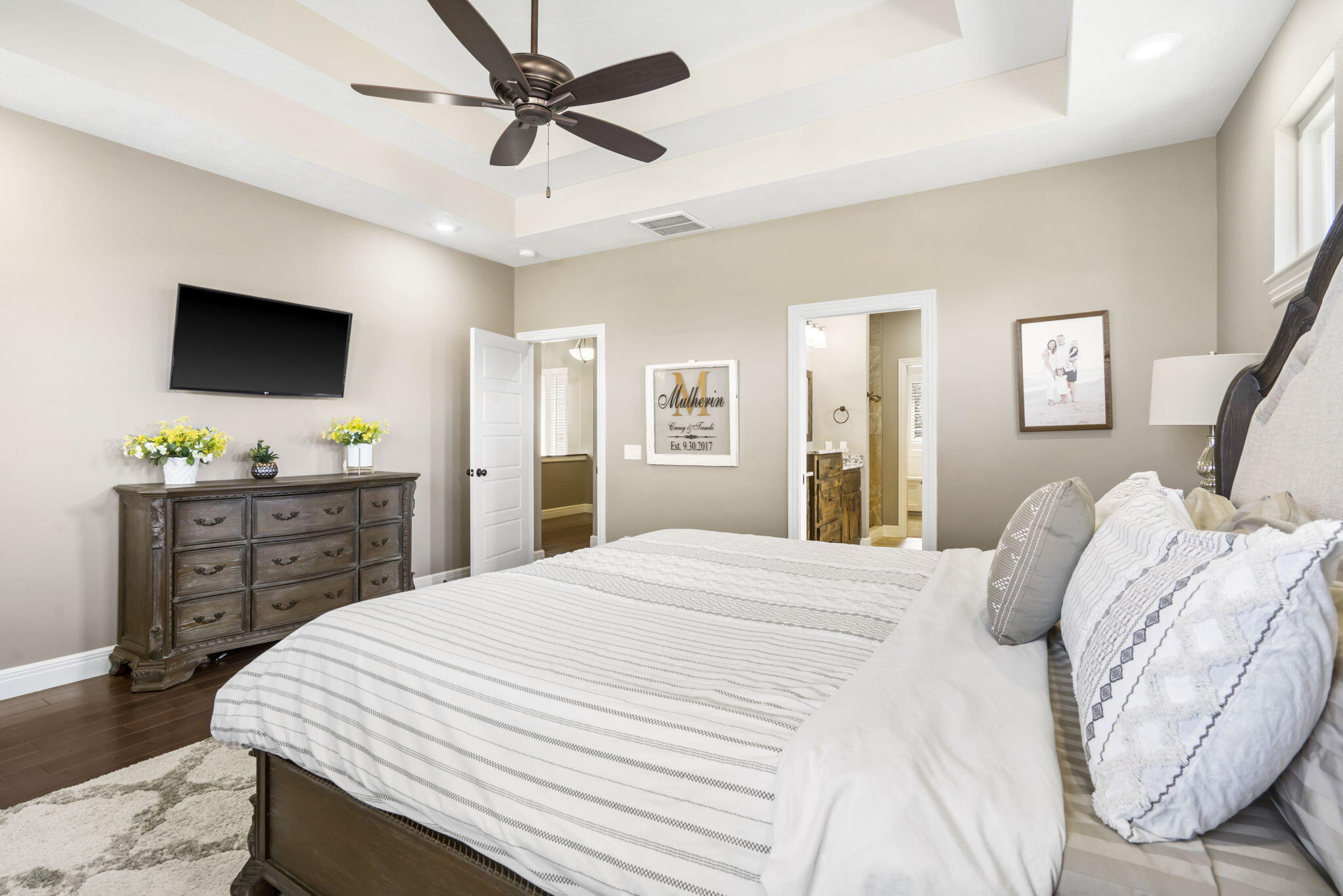 Lexington Square - Residential
