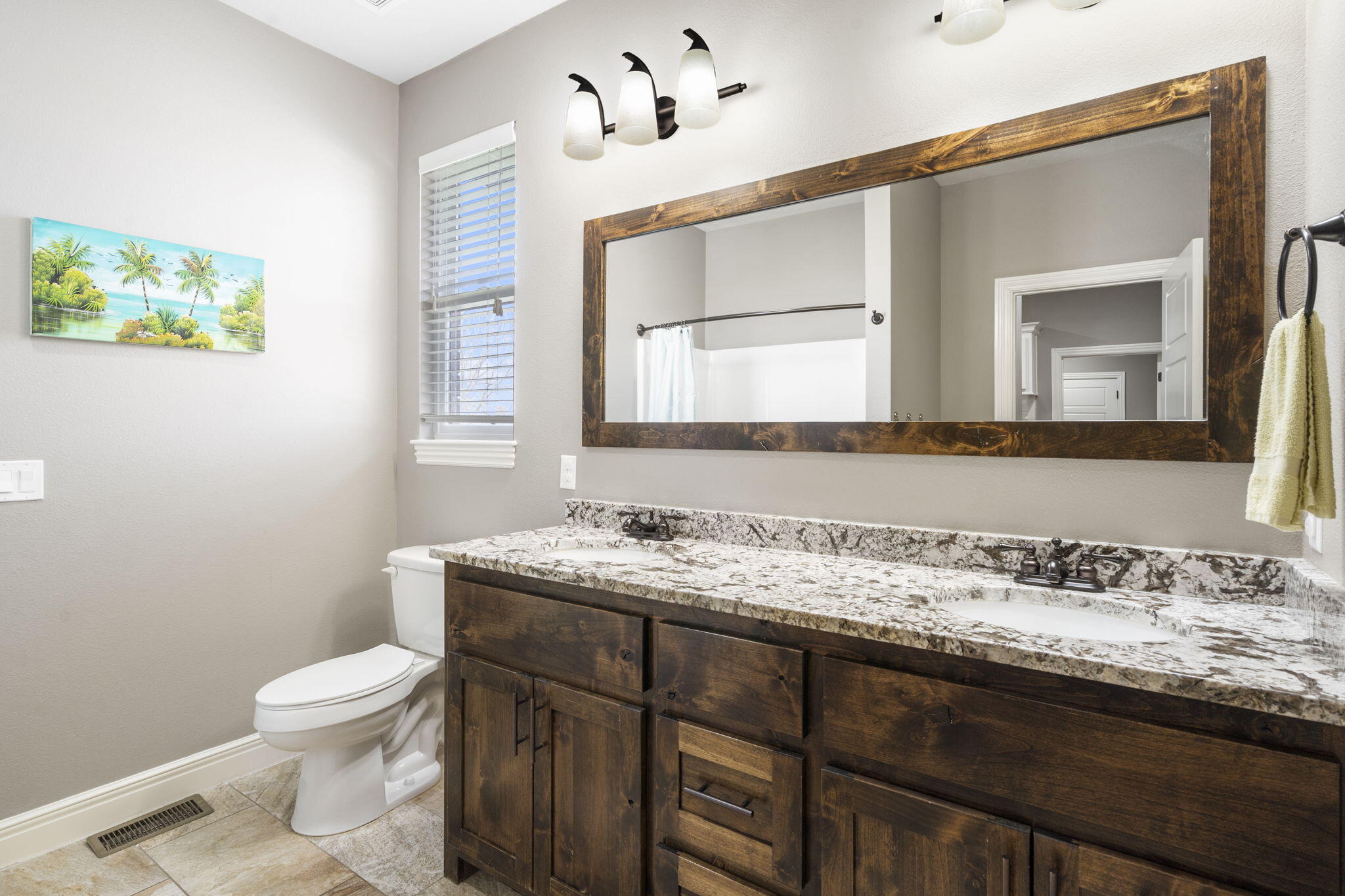 Lexington Square - Residential