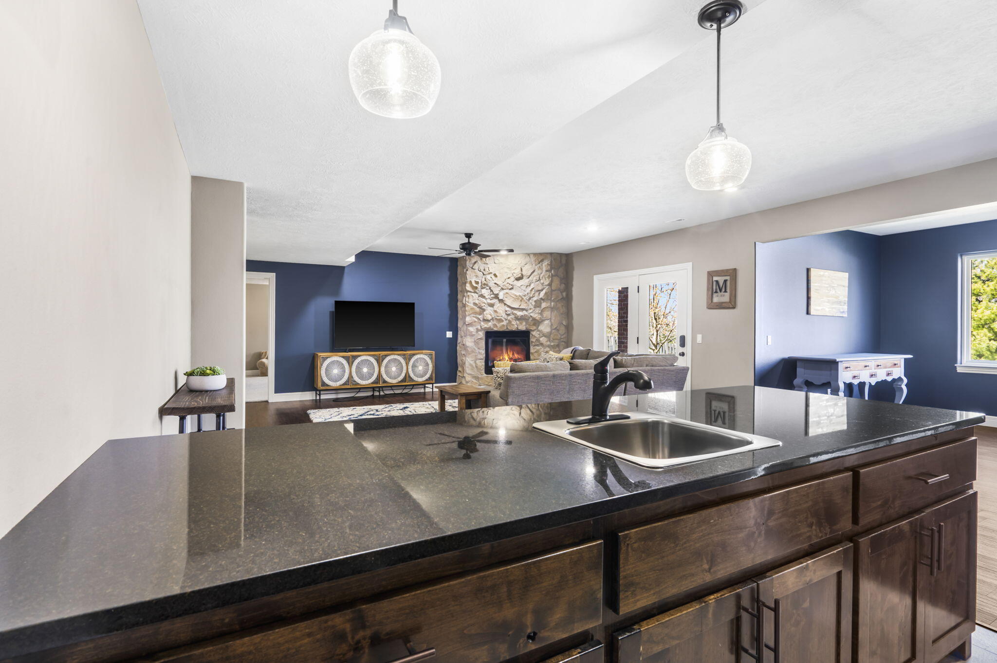 Lexington Square - Residential