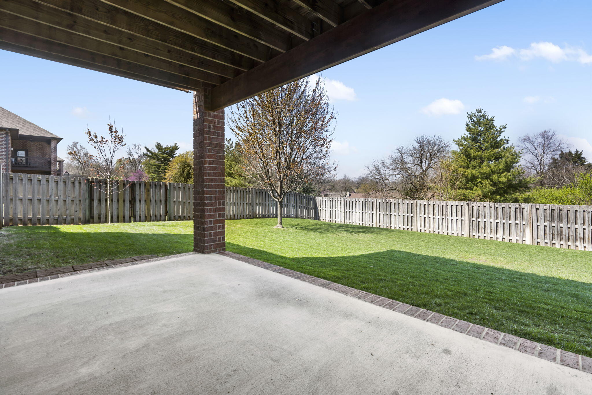 Lexington Square - Residential