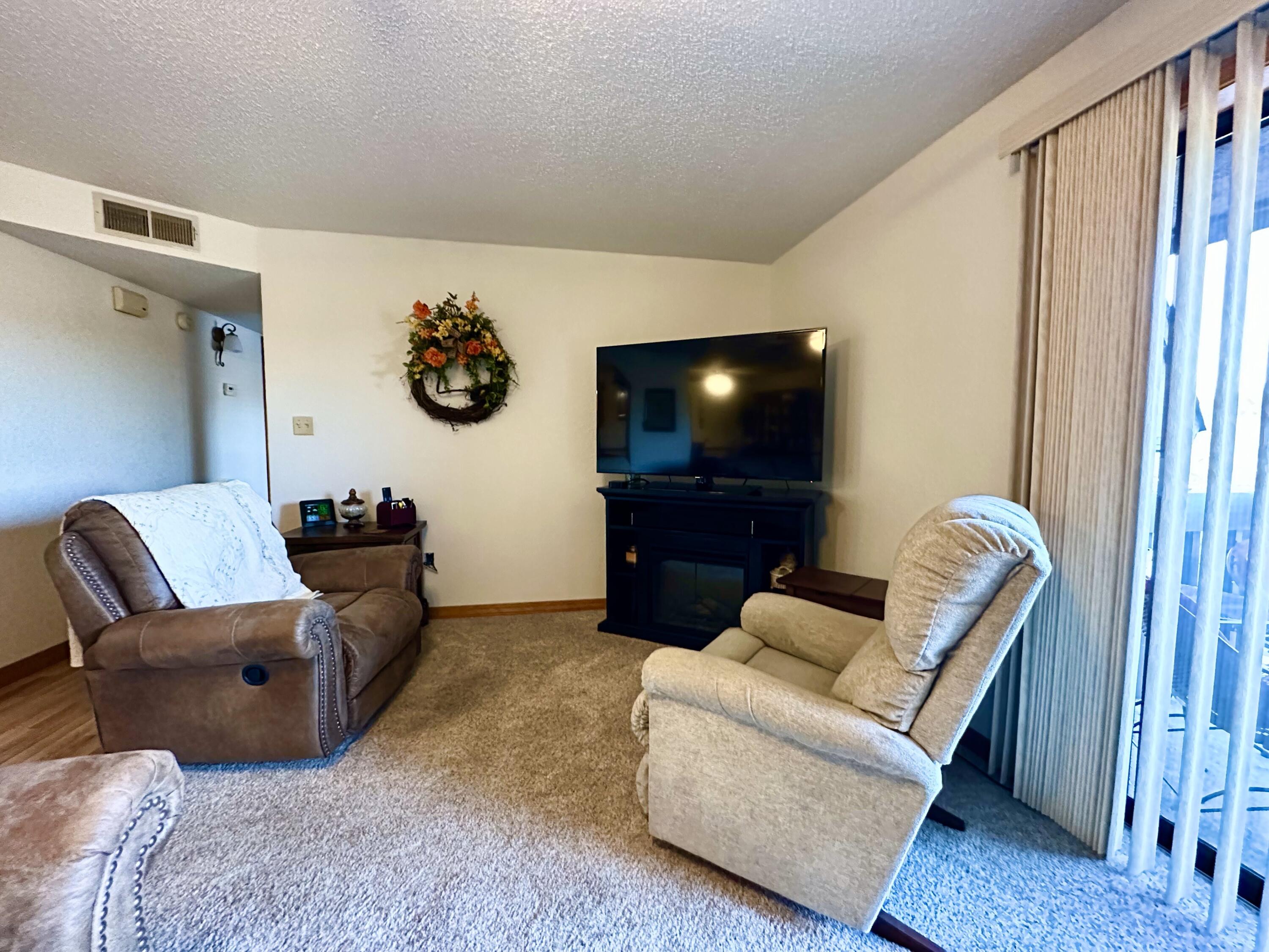 Taneycomo Terr-Hol - Residential