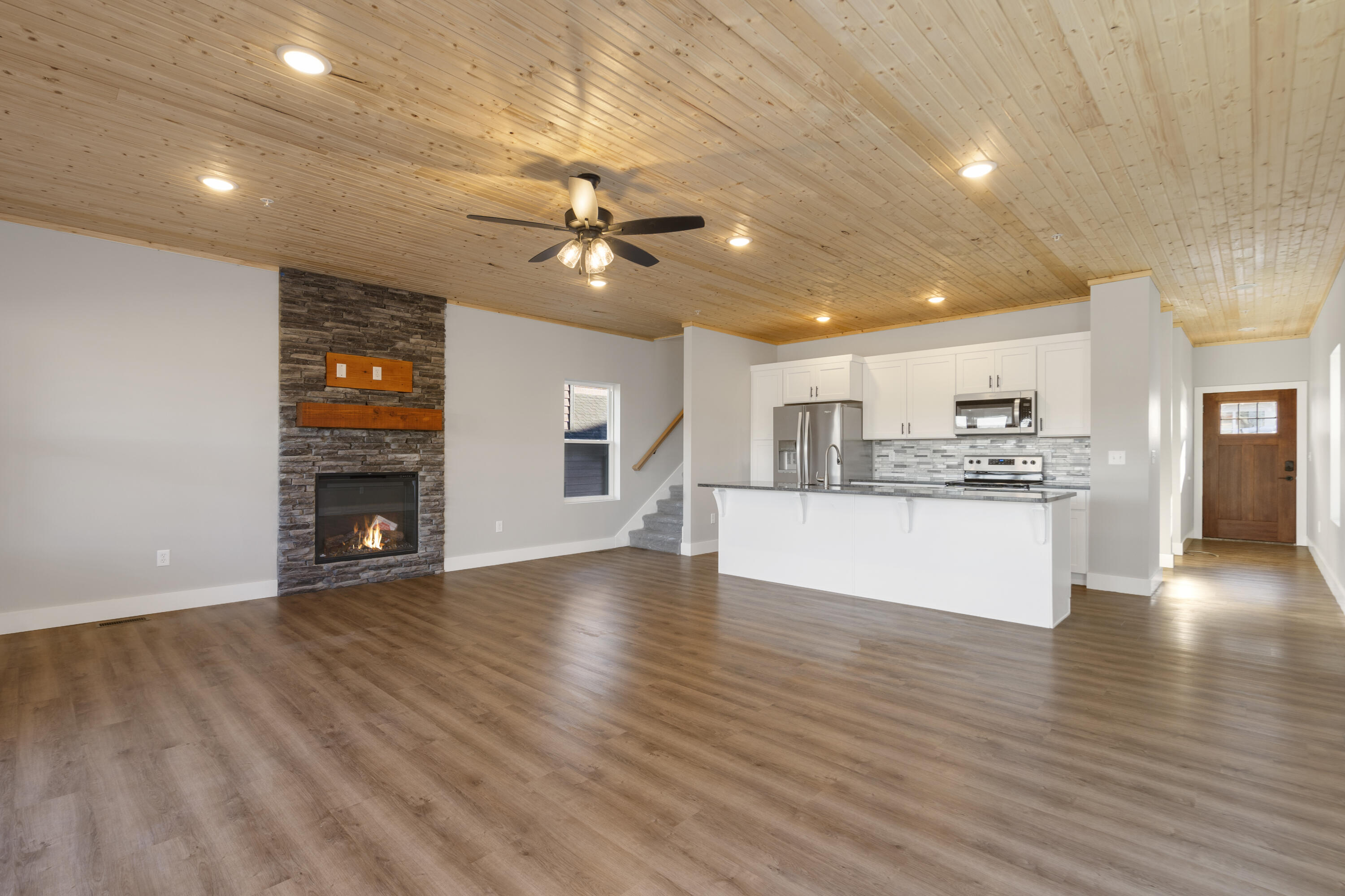 Crowne View Estates - Residential