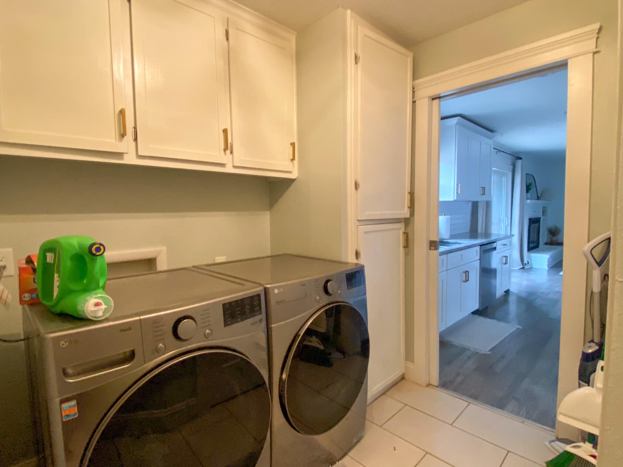 Cambridge Terr - Residential