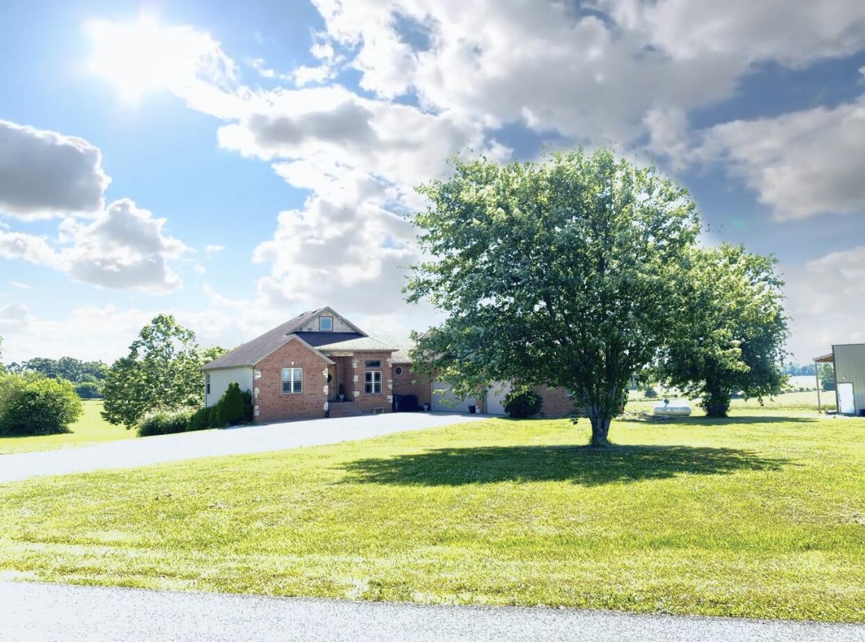 Twin Ponds - Residential