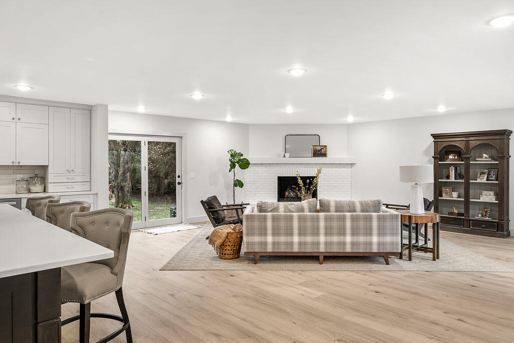 Mellow Ridge - Residential