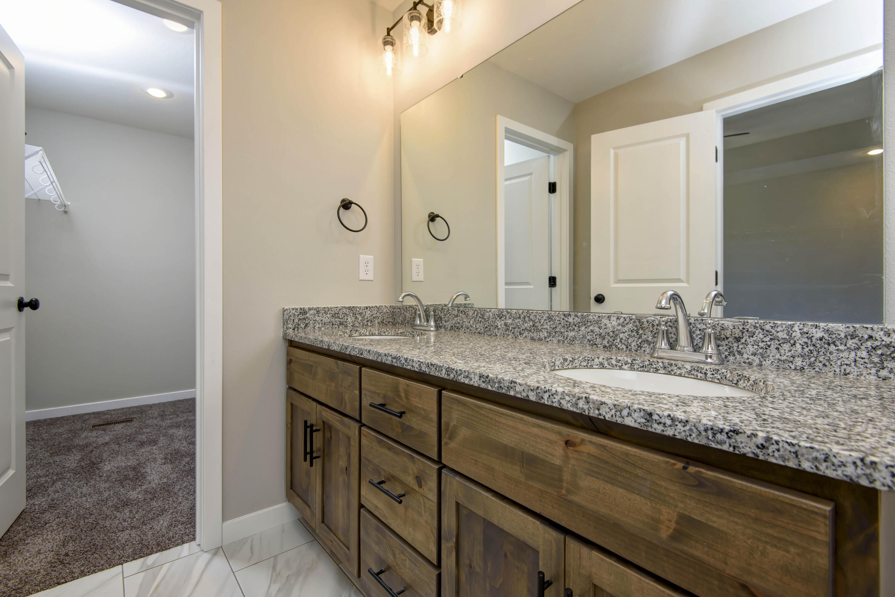 Auburn Hills - Residential