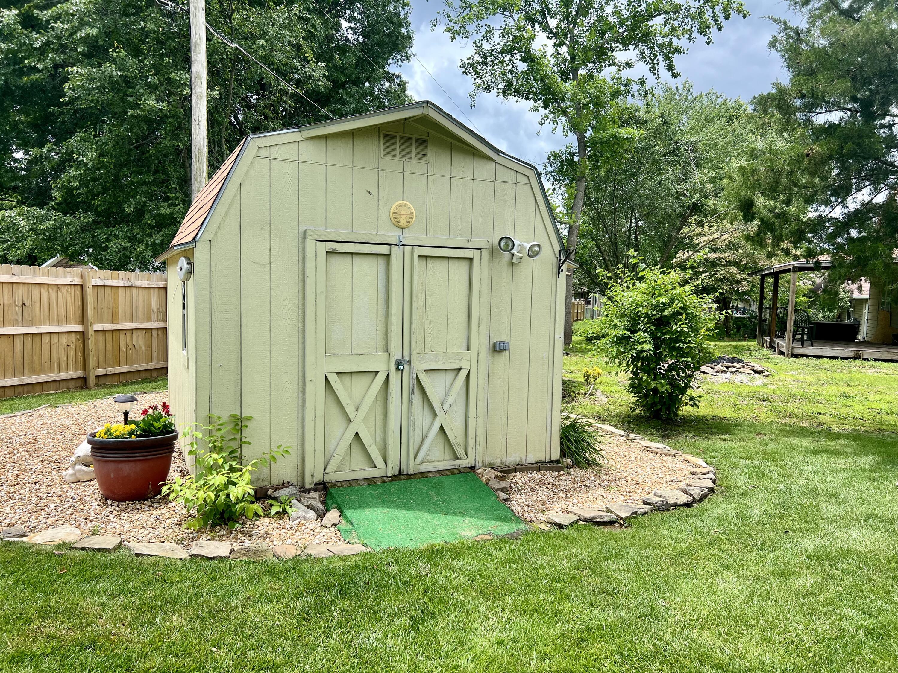 Vintage Terr - Residential