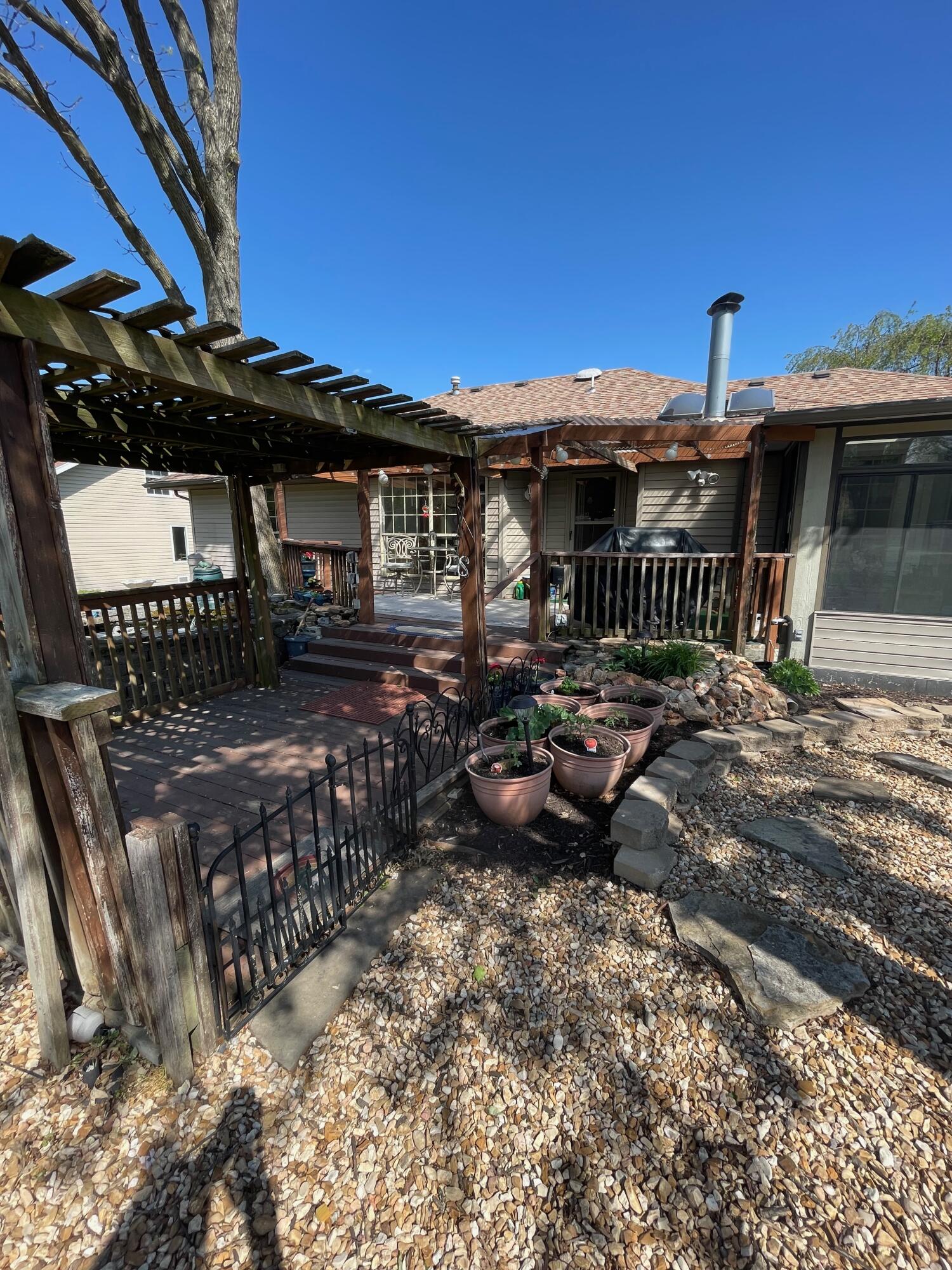 Vintage Terr - Residential