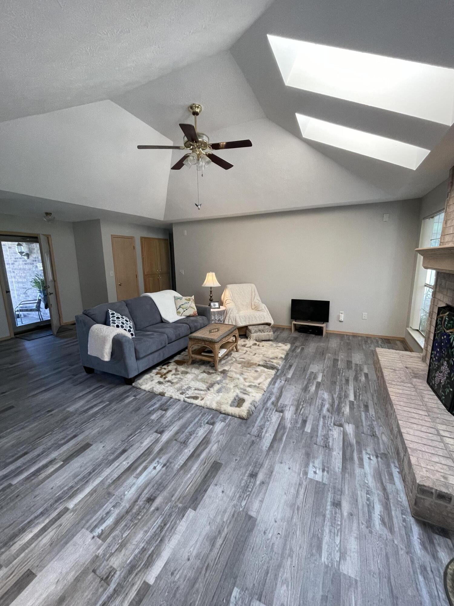 Vintage Terr - Residential