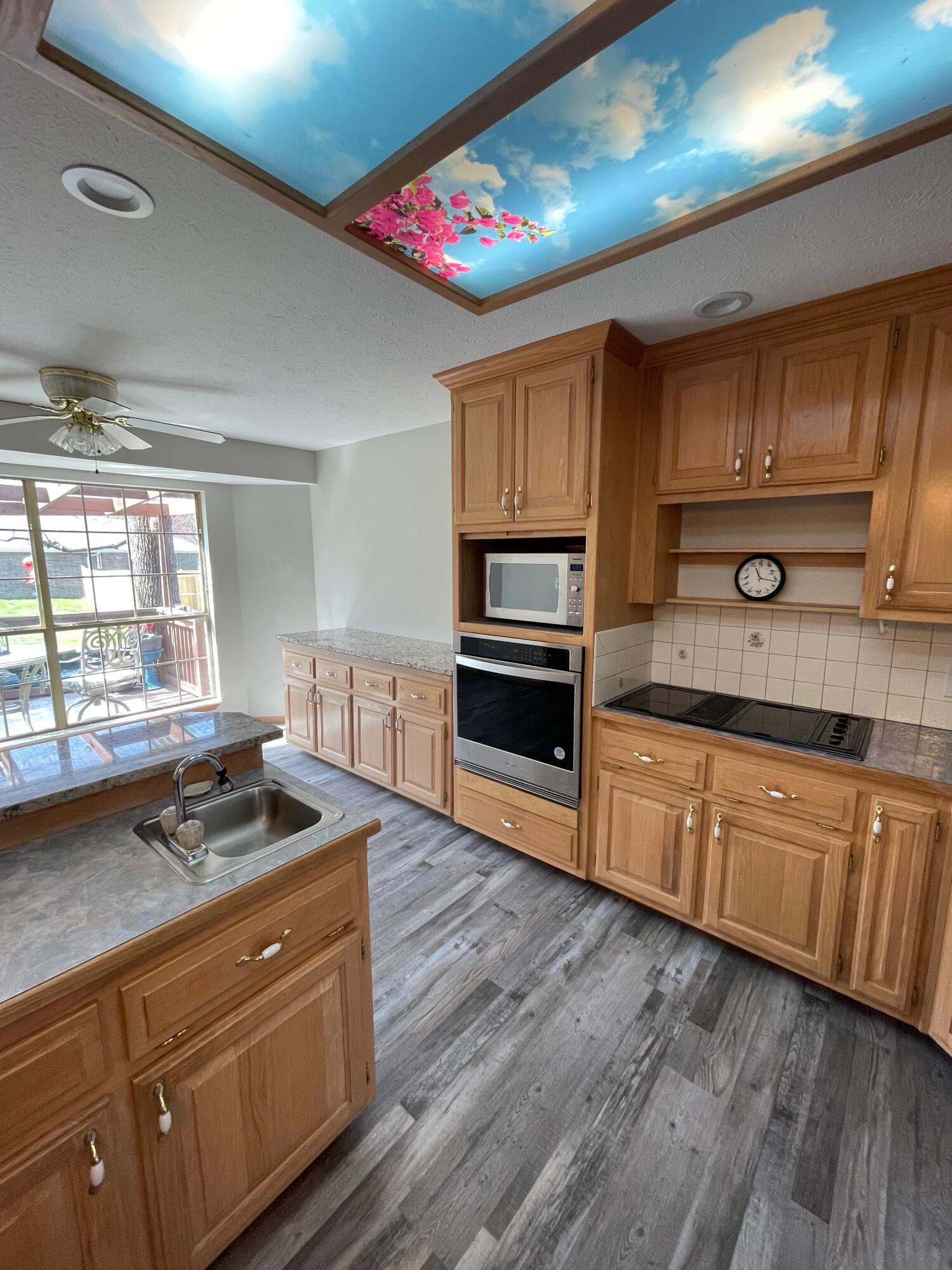 Vintage Terr - Residential