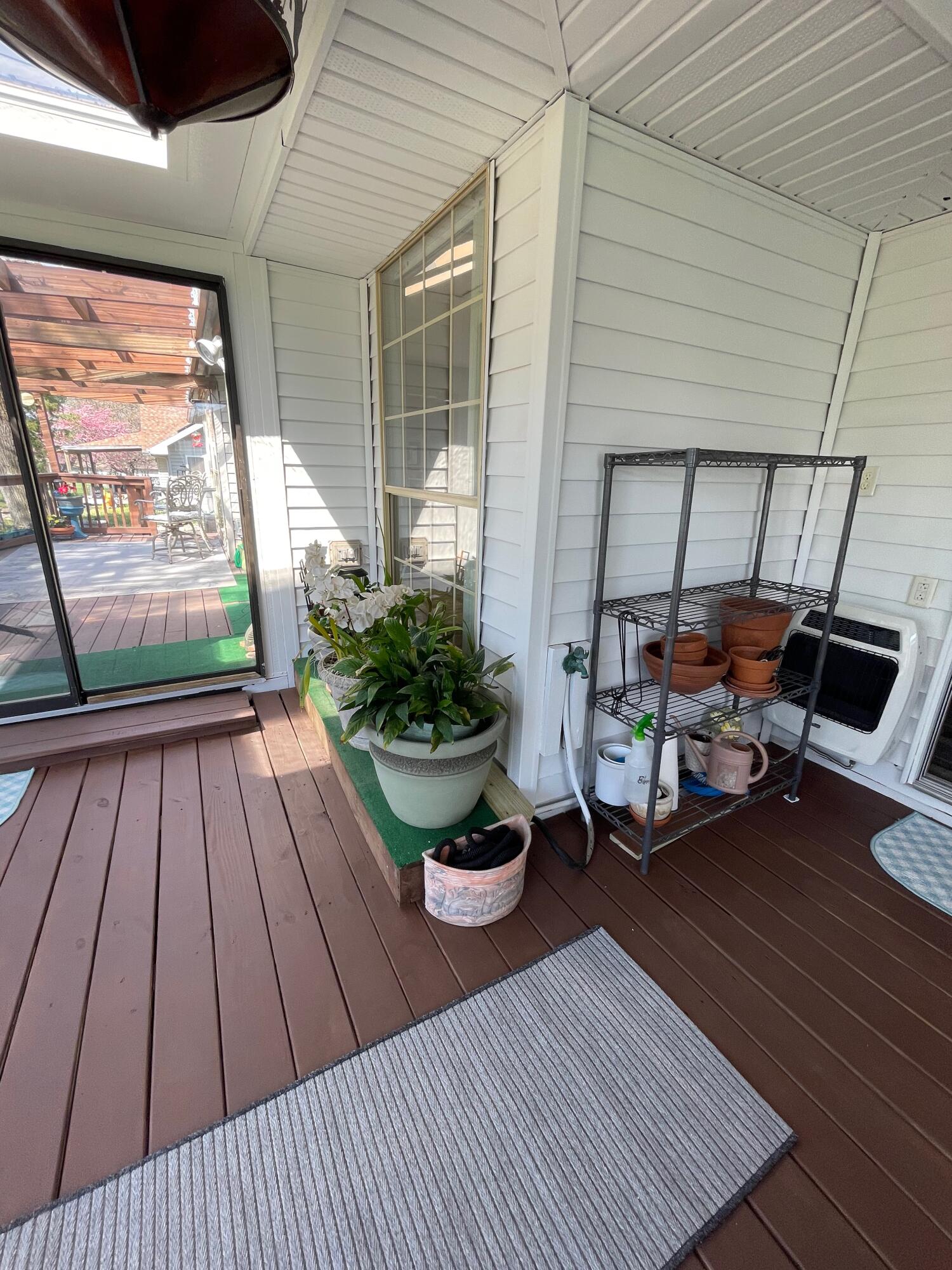 Vintage Terr - Residential