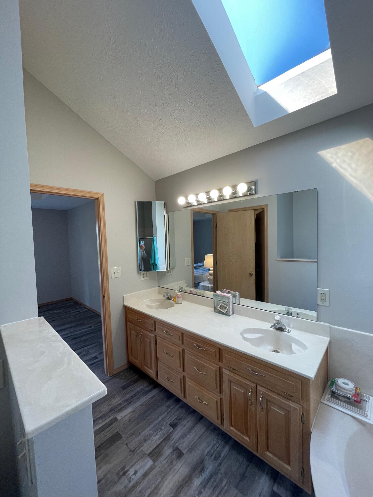 Vintage Terr - Residential