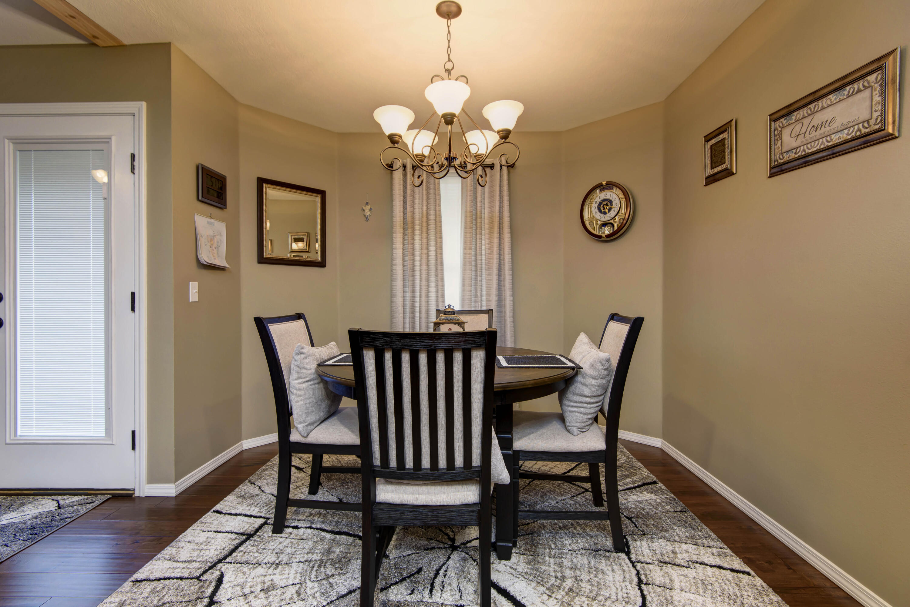 Monte Cristo - Residential