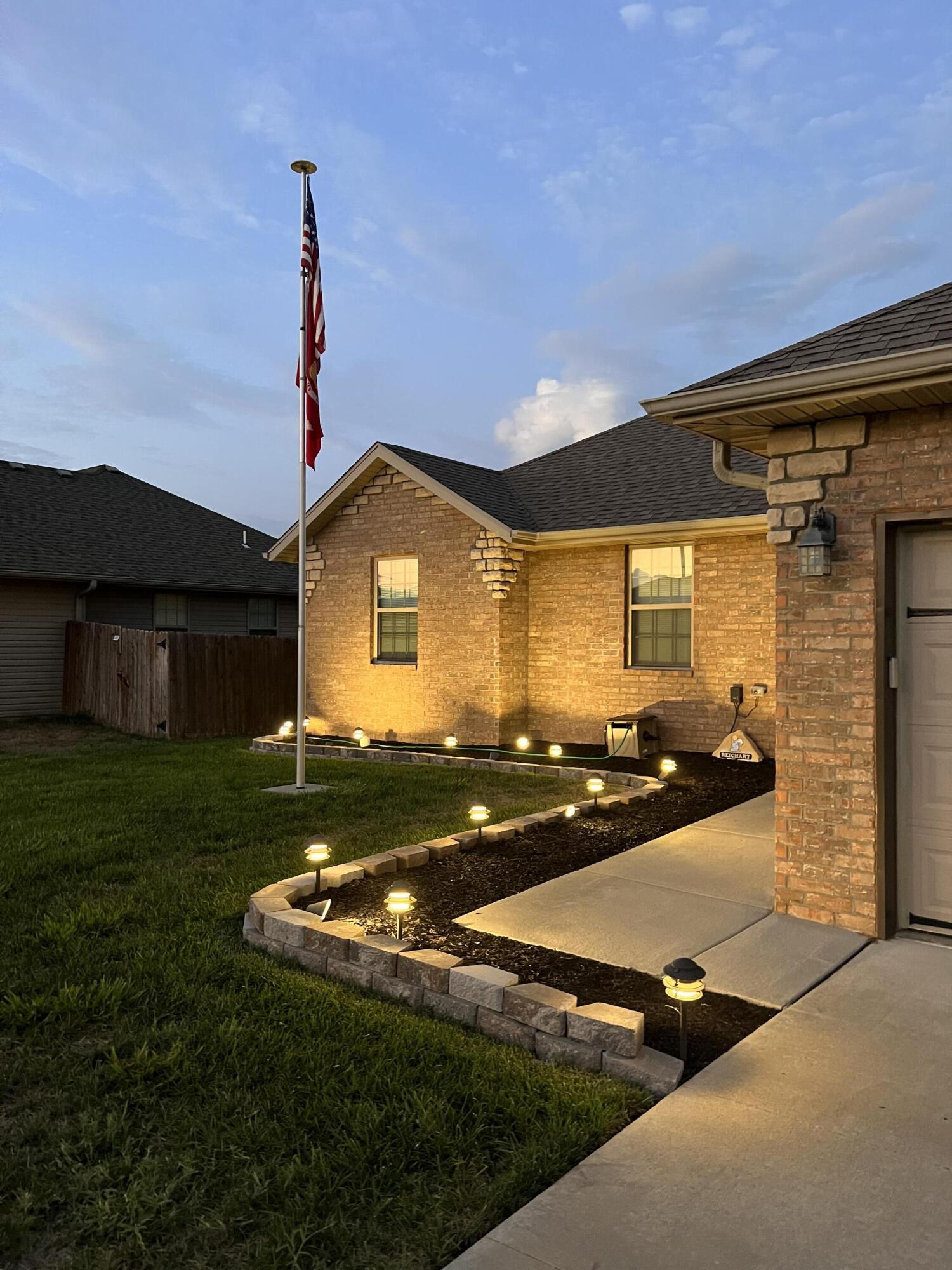 Monte Cristo - Residential