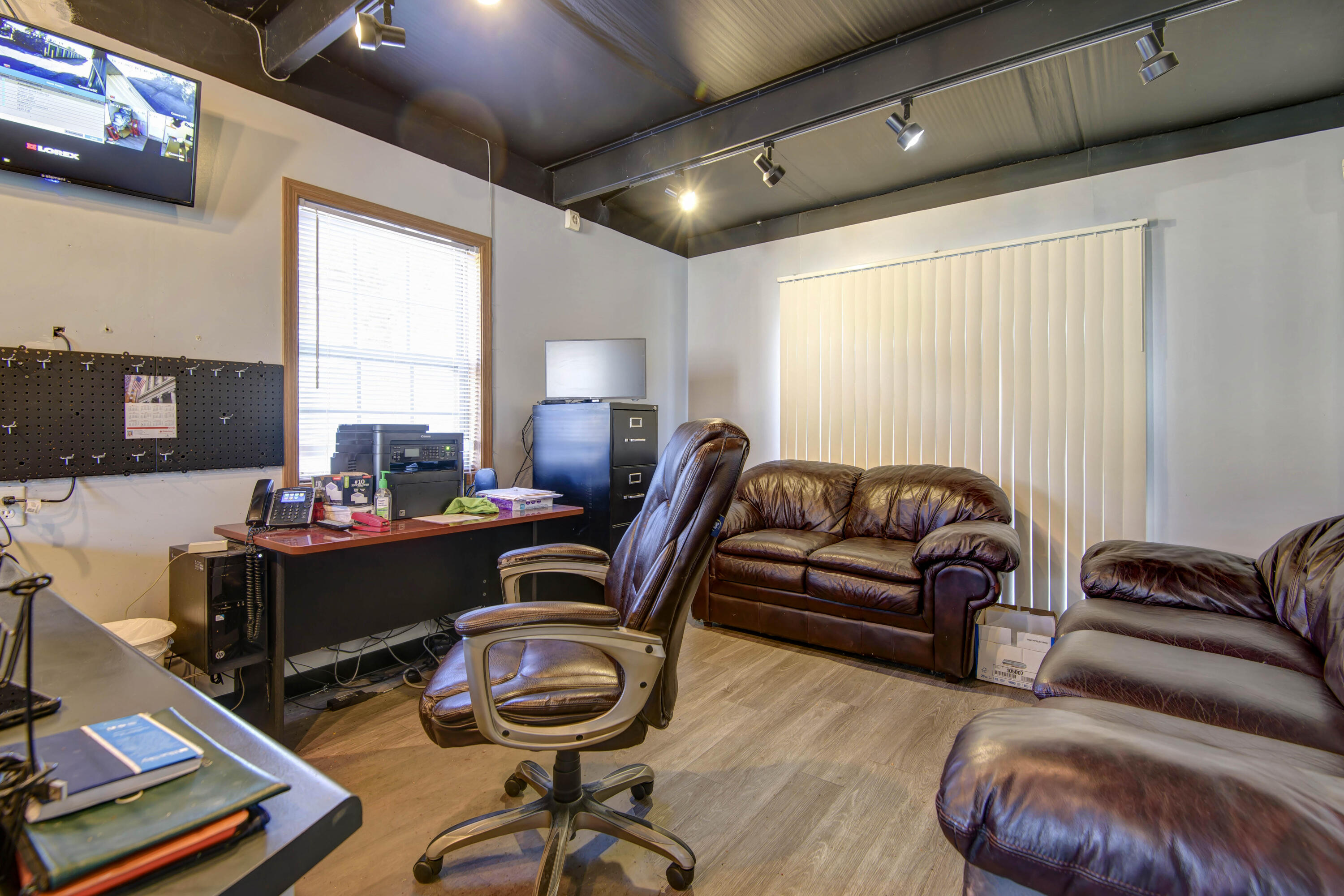 Windmill Place - Commercial Sale