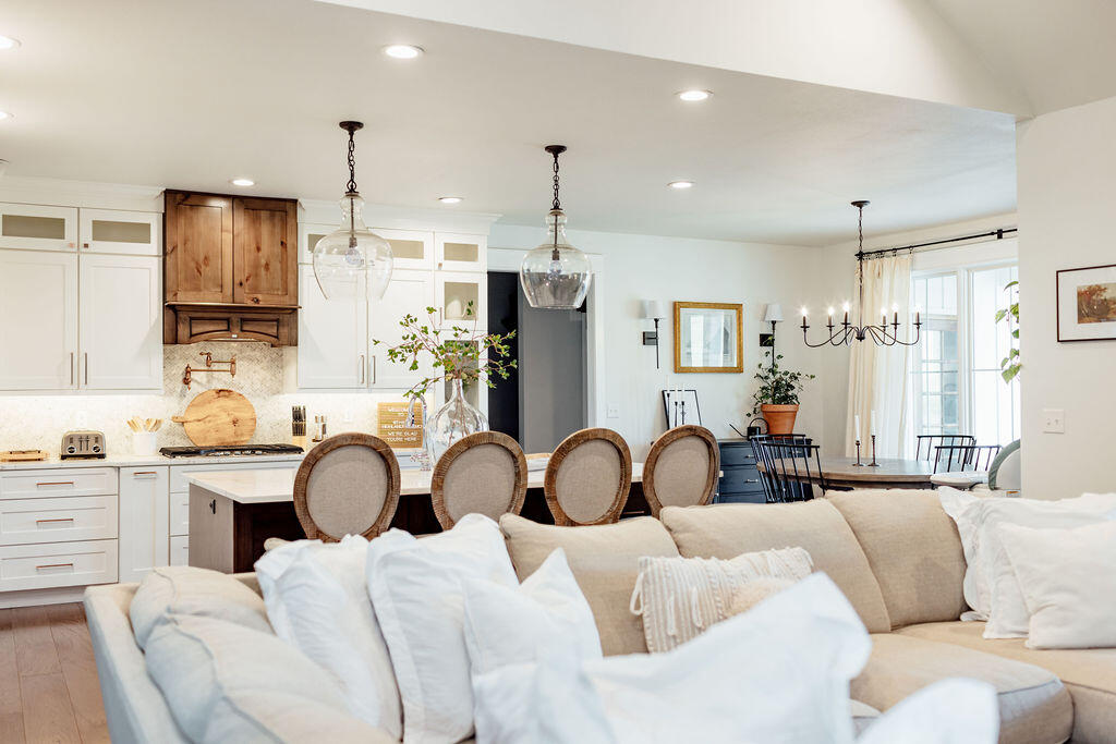 Christian-Not in List - Residential