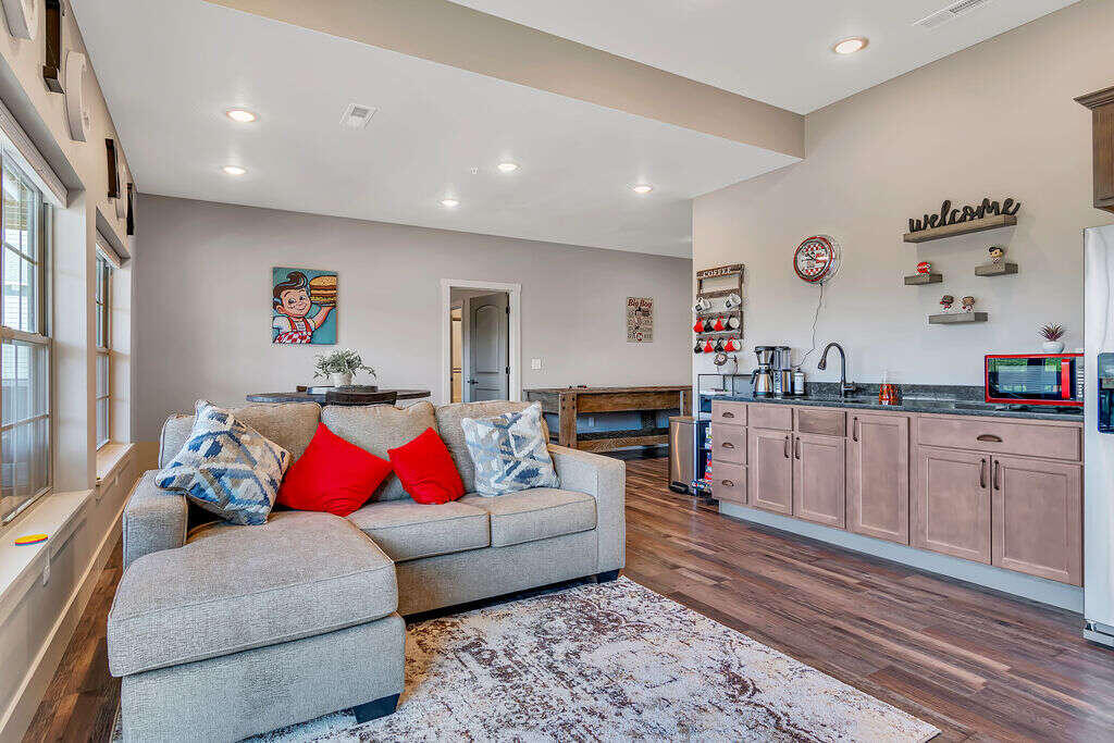 Branson Cove - Residential