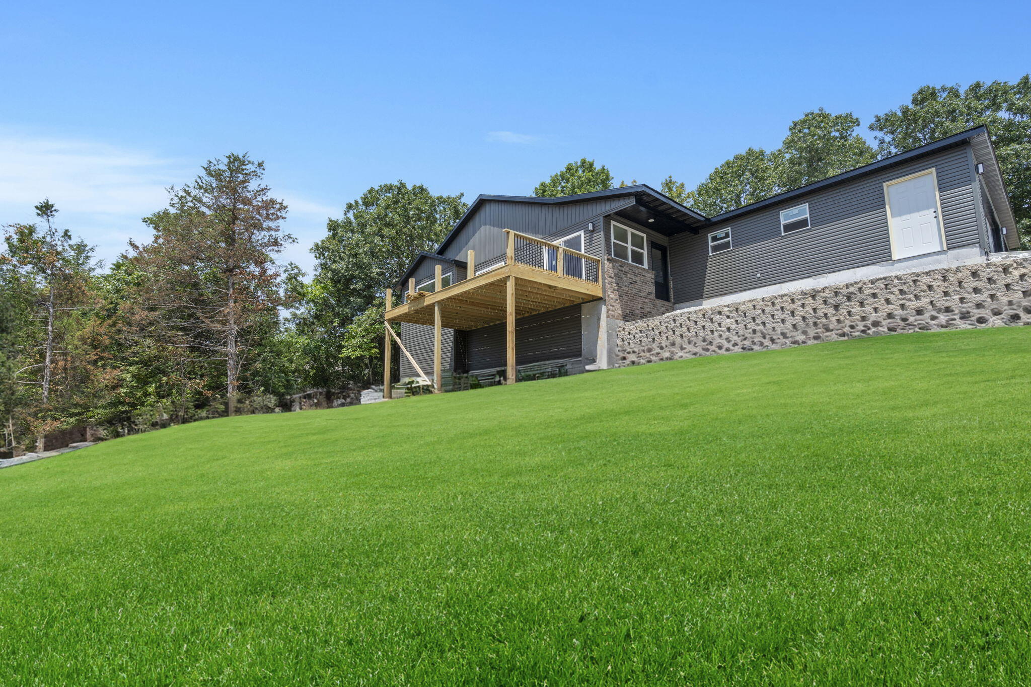 Oak Creek Parkway - Residential