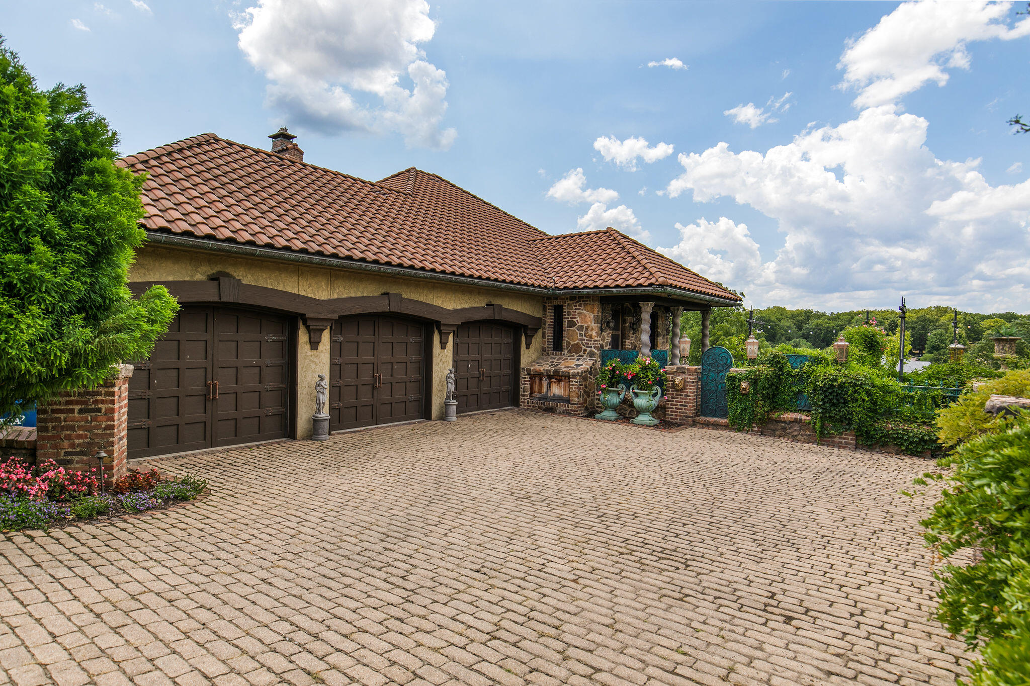 Highland Springs - Residential