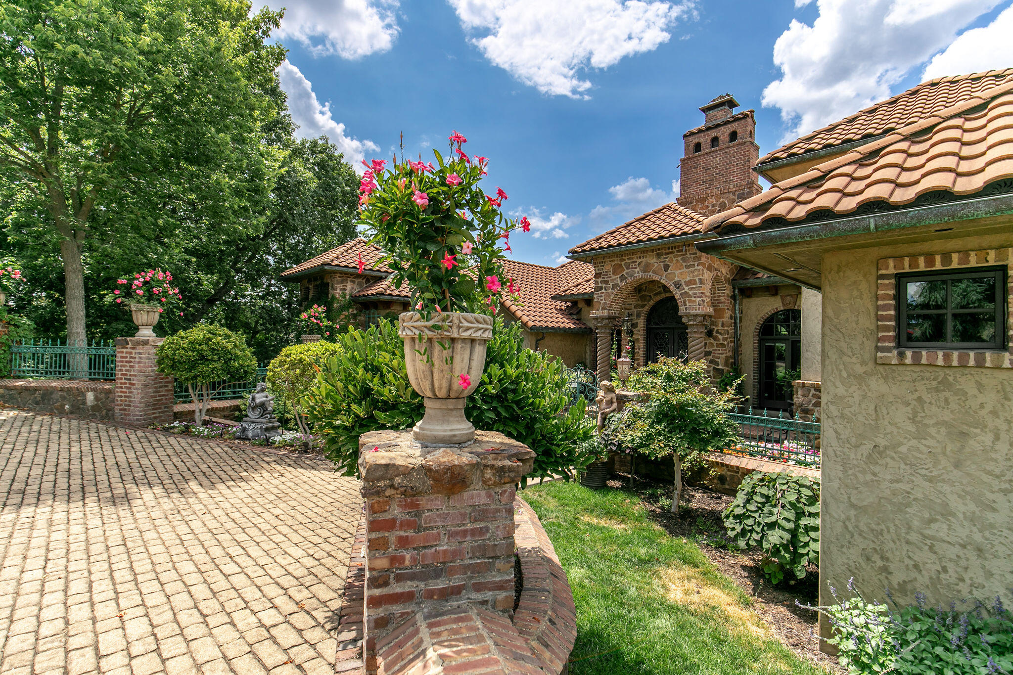 Highland Springs - Residential