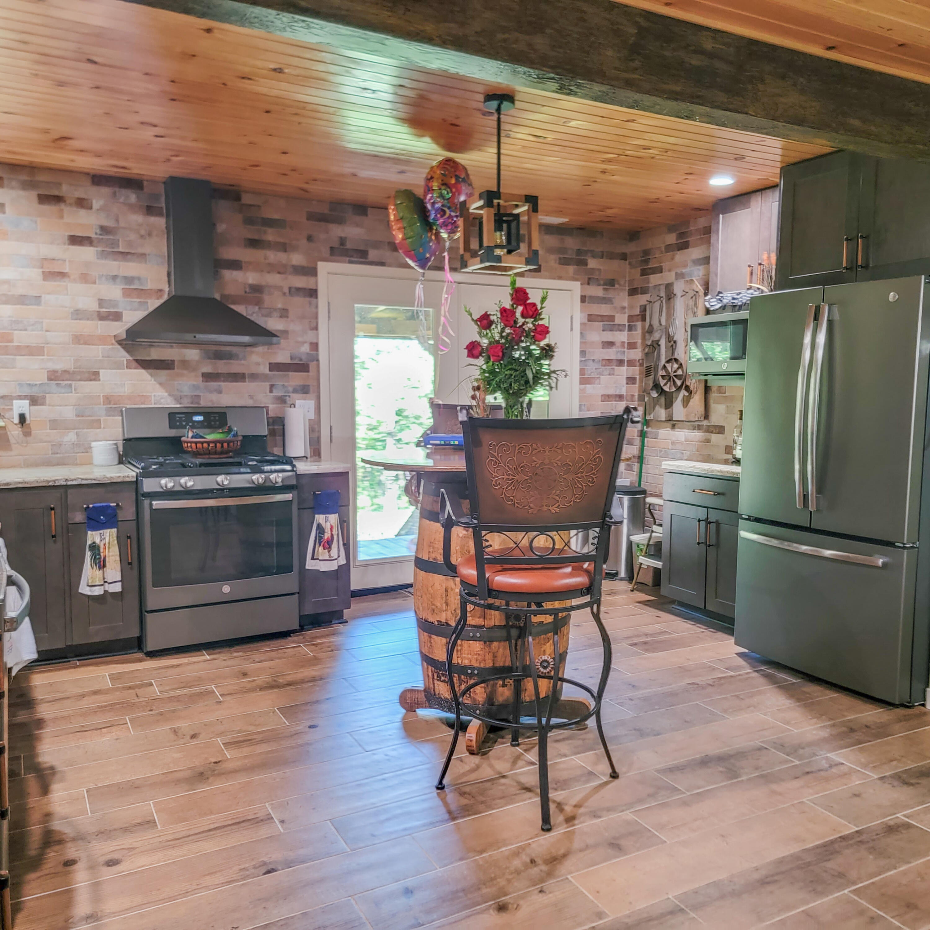 Hickory-Not in List - Residential