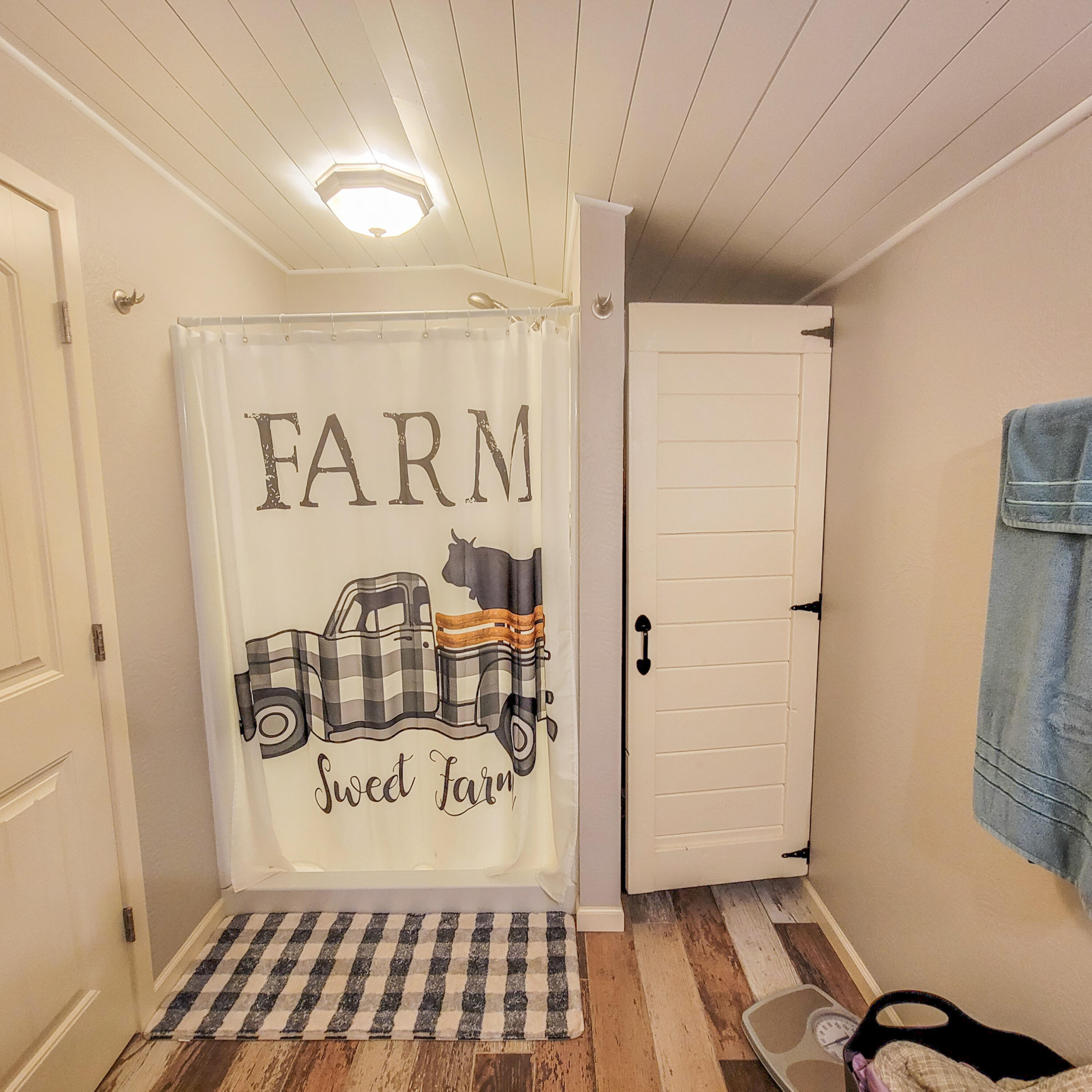Hickory-Not in List - Residential
