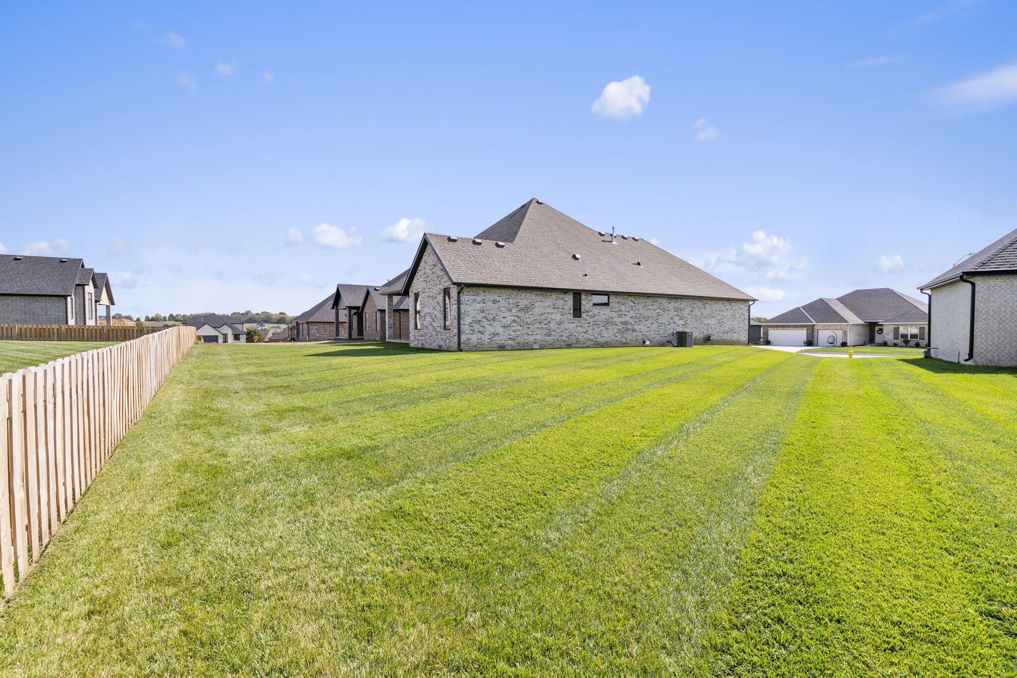 The Lakes Wild Horse - Residential