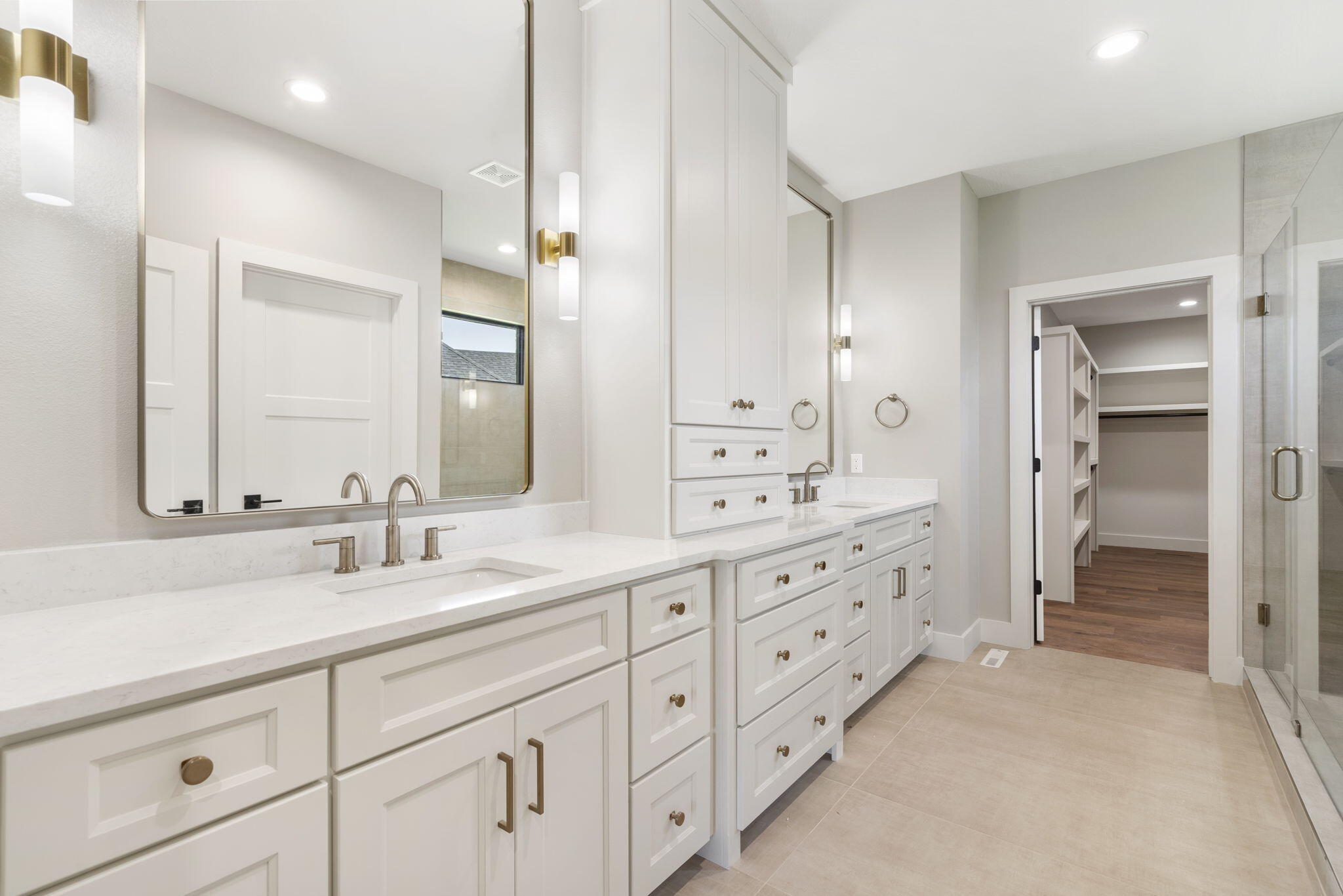 The Lakes Wild Horse - Residential