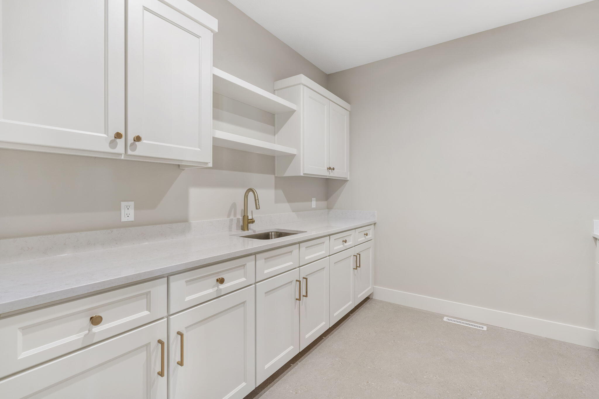 The Lakes Wild Horse - Residential